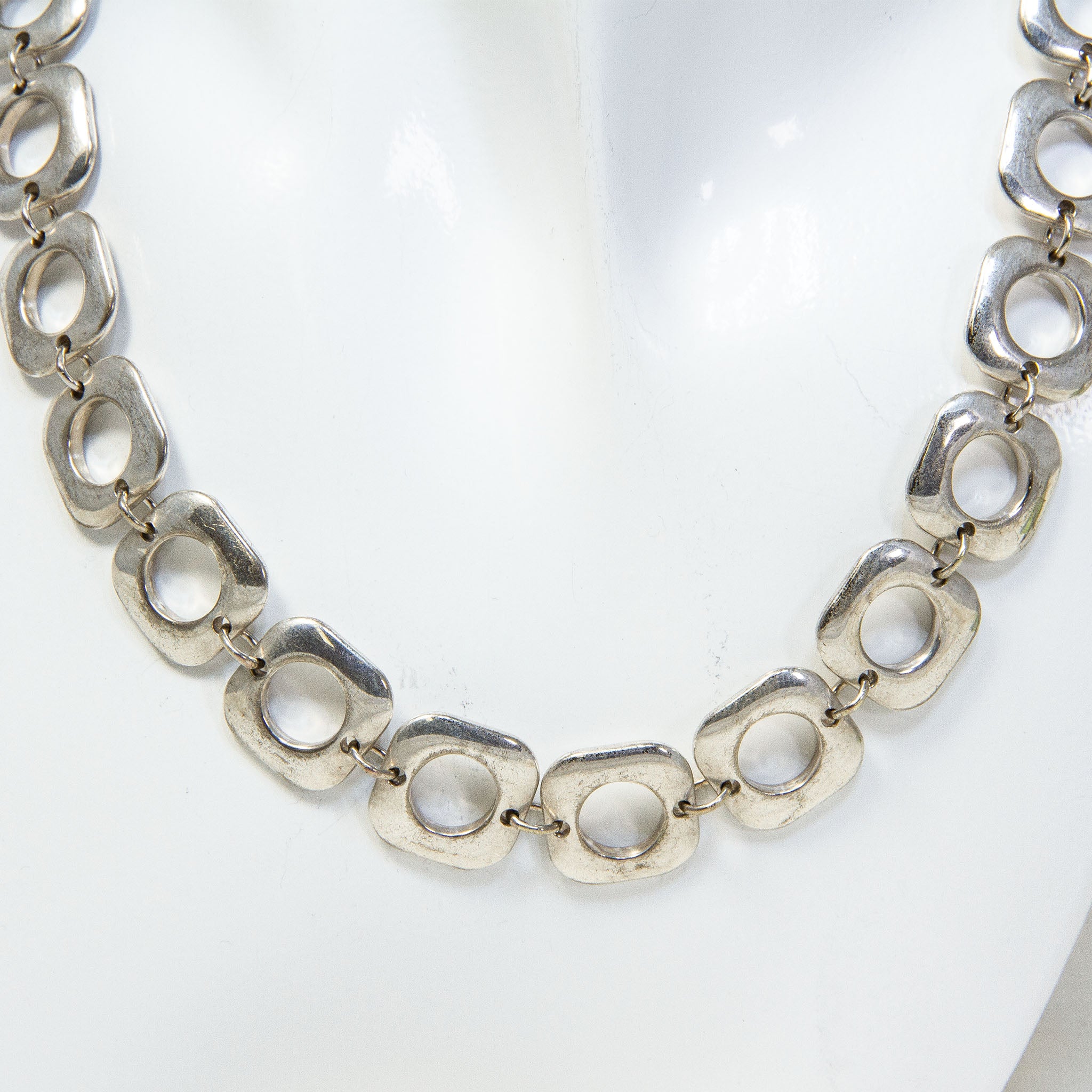 Authentic Tiffany & Co. 925 Sterling Silver Square Cut-Out Link Necklace, 18" - Pre-Owned