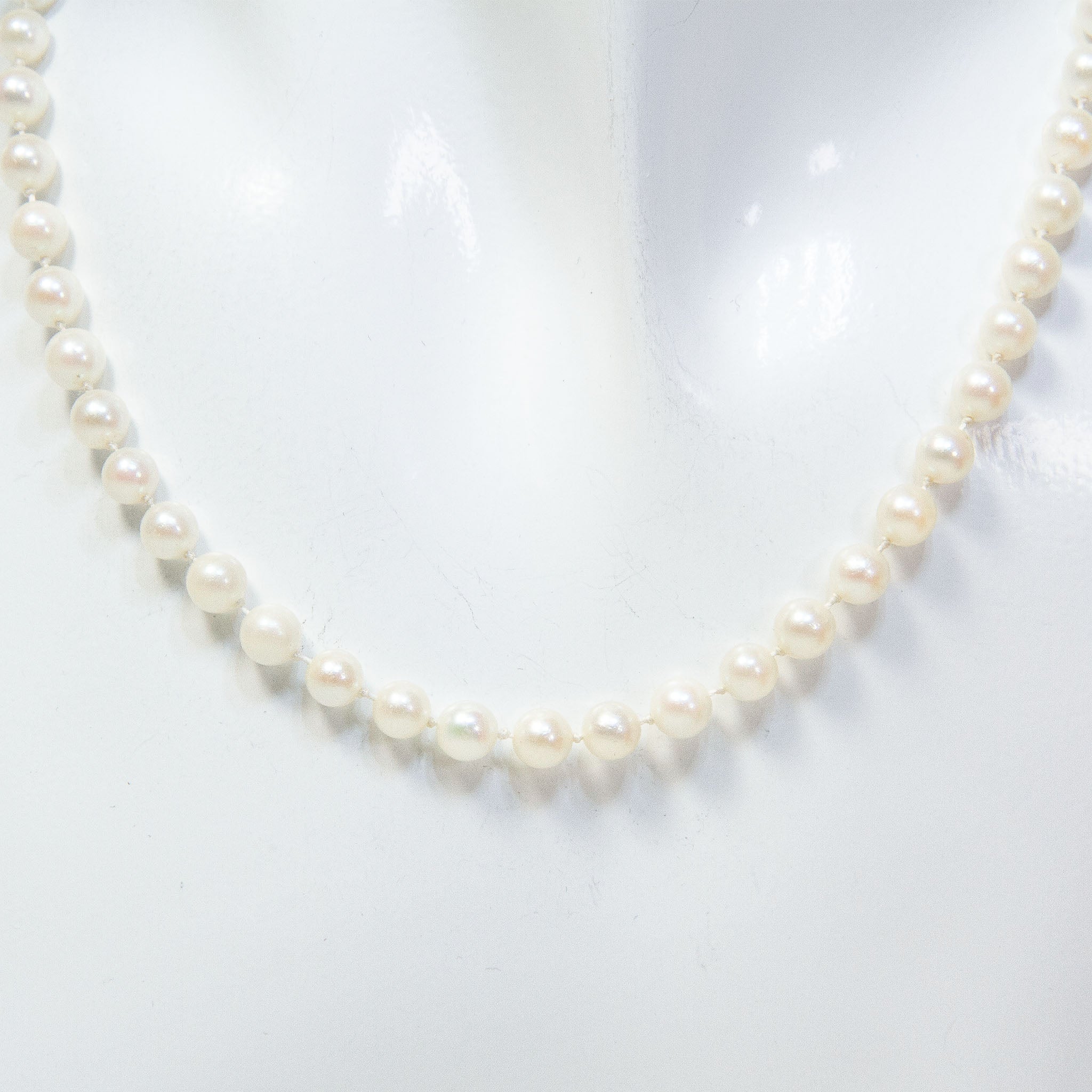 Elegant 18" 5mm Knotted Pearl Necklace with 14K Yellow Gold Clasp