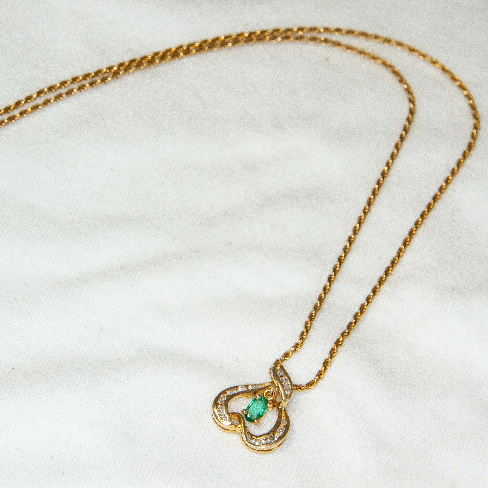 14k Yellow Gold Emerald & Diamond Heart Pendant Necklace - 17" Secondary image