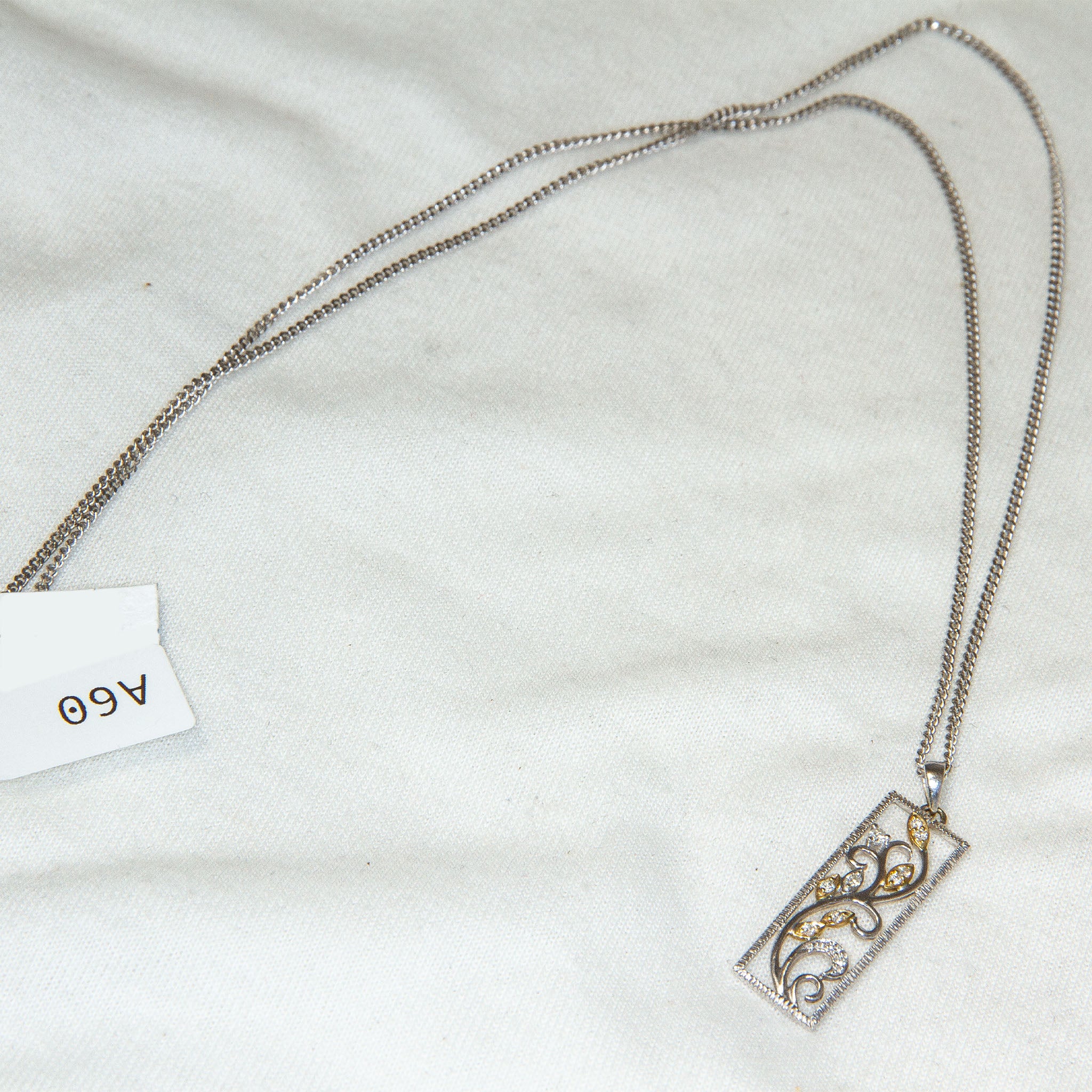 10k White Gold Two-Tone Diamond Vine Pendant Necklace - 19"