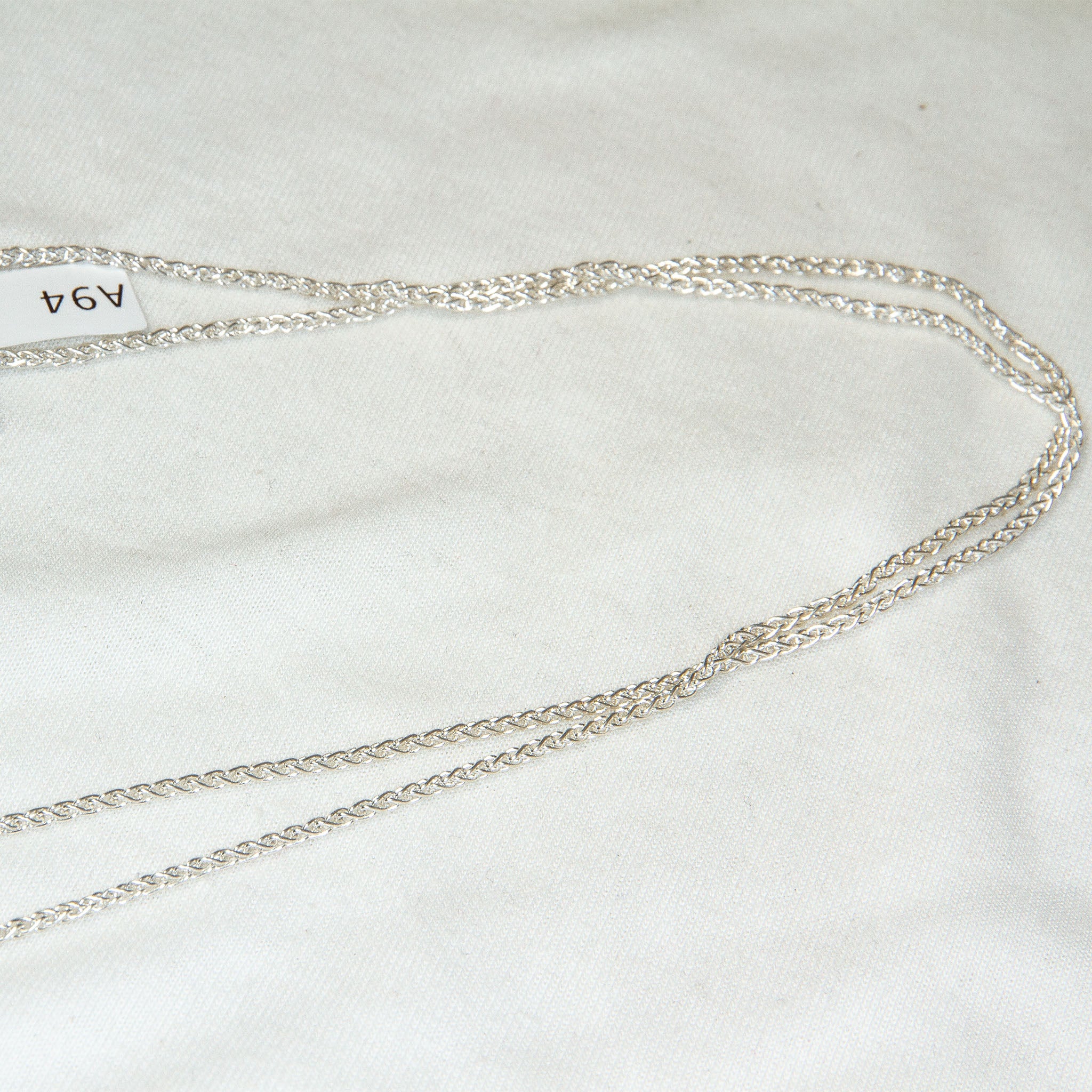 24" Sterling Silver Wheat Chain Necklace - 6.19g Secondary image