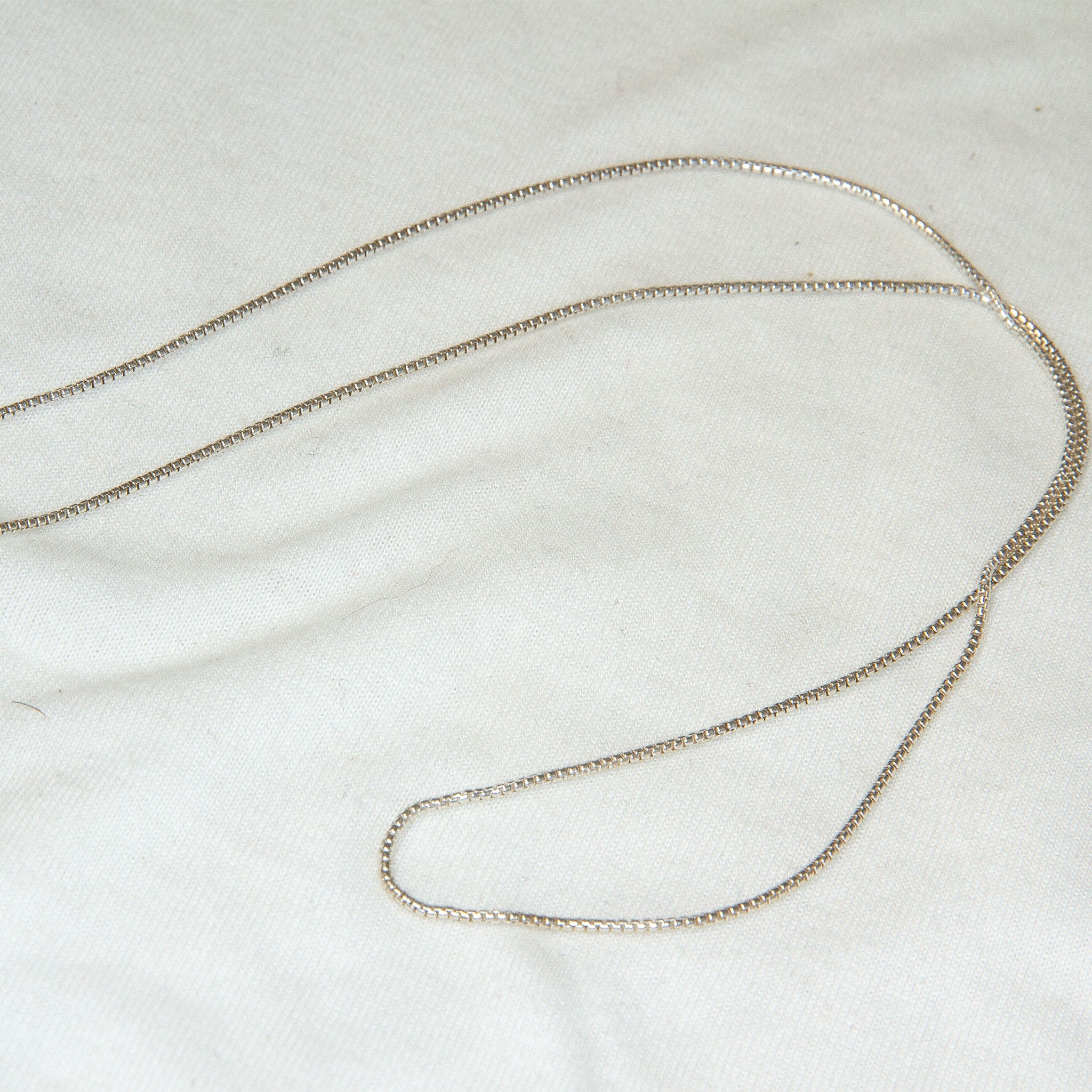 Sterling Silver Box Chain Necklace - 4.06g Secondary image