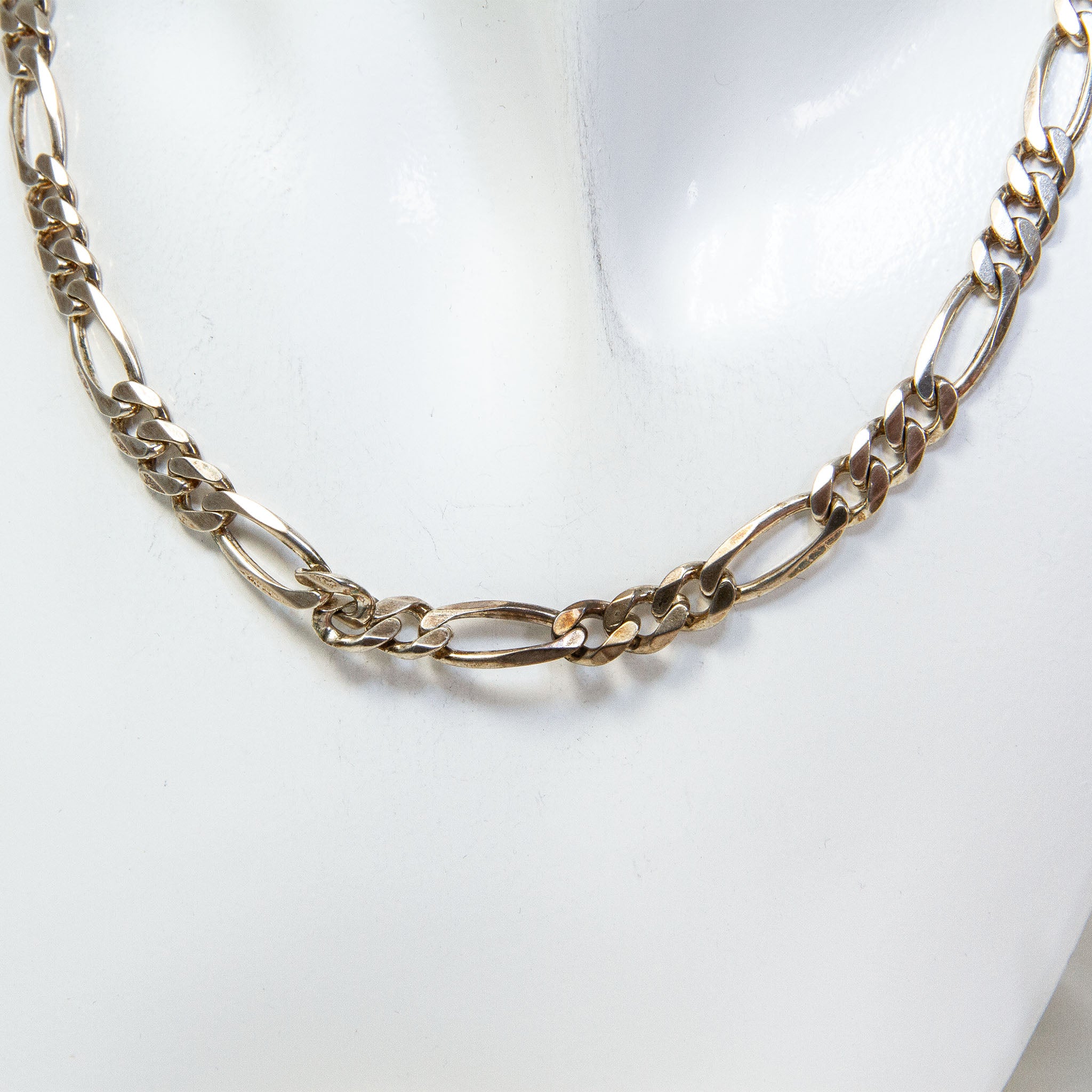 24" 925 Sterling Silver Figaro Chain Necklace Main image