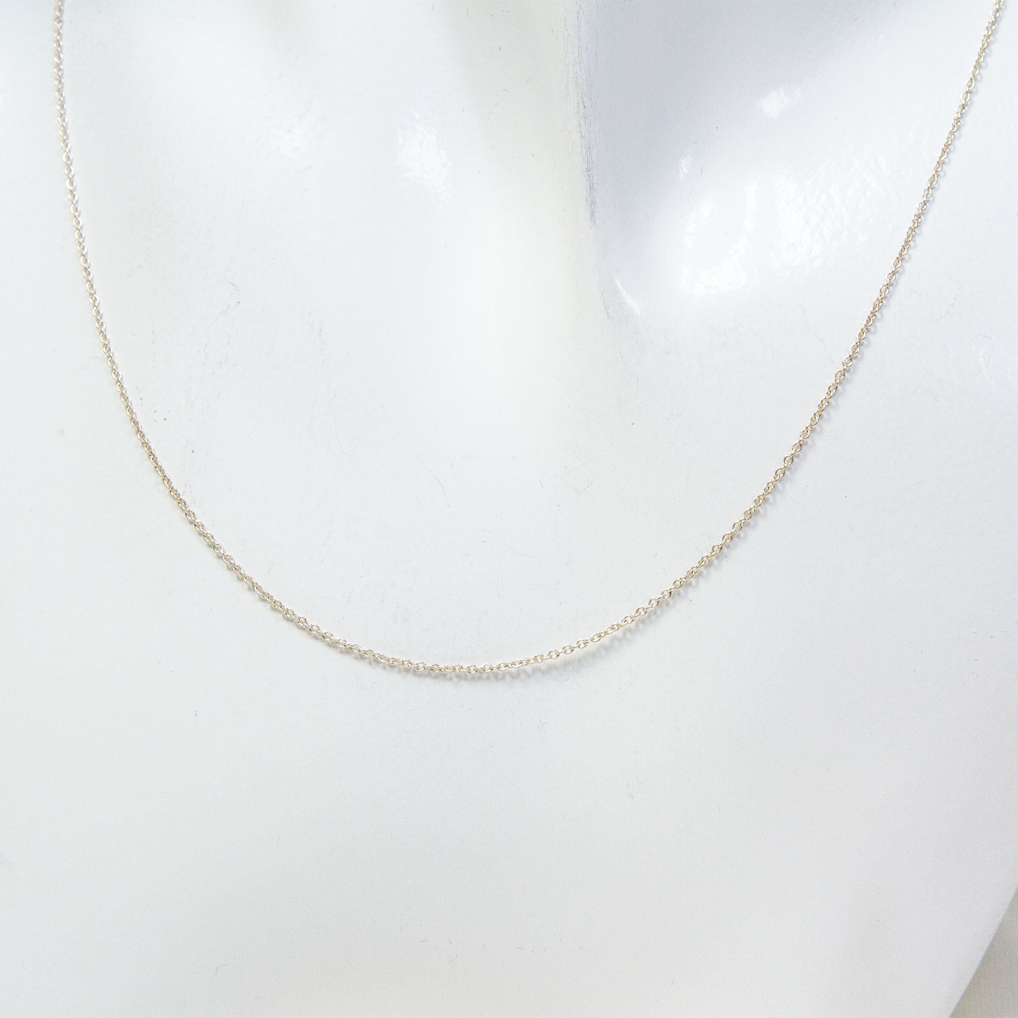 Brand New 24" Ultra-Fine Sterling Silver Cable Chain - 1.71g Main image