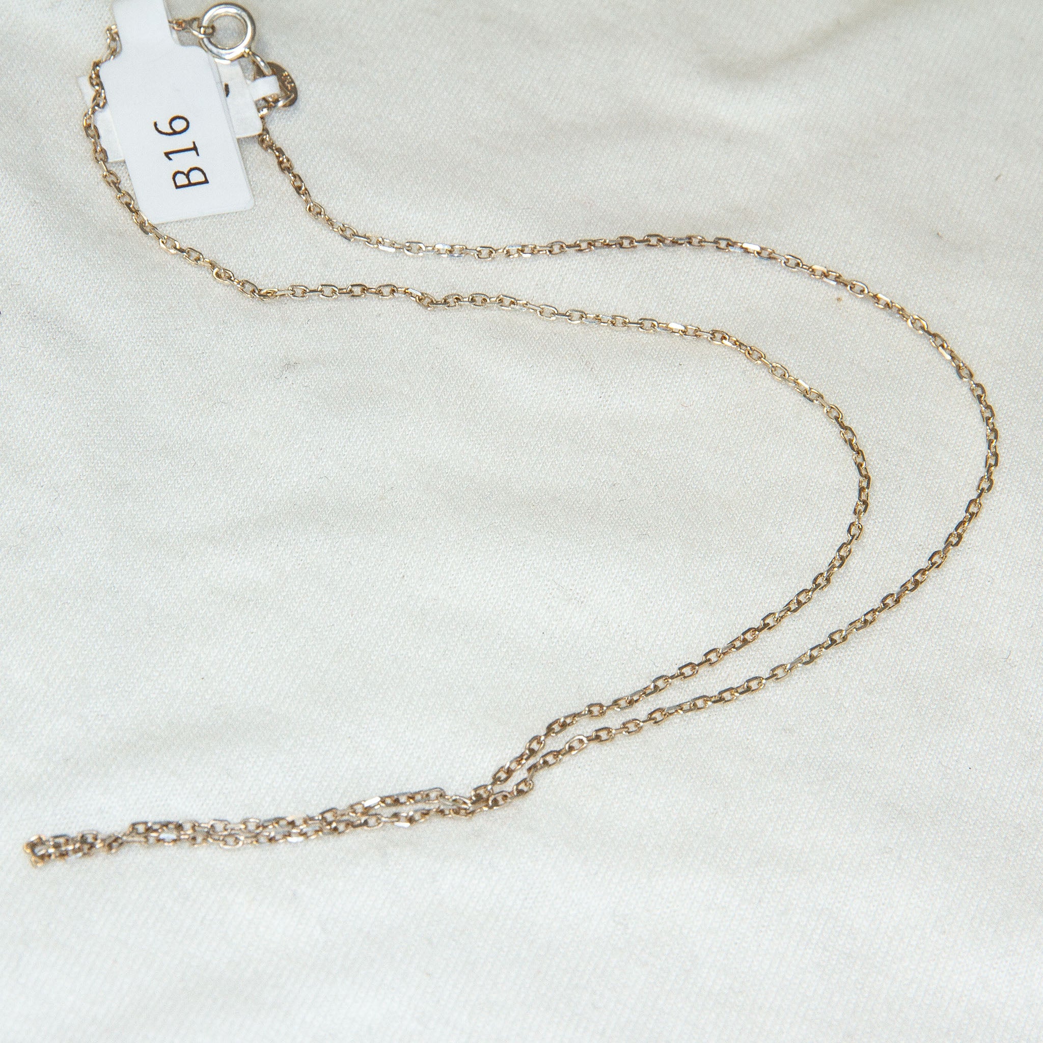 18" Fine Sterling Silver Cable Chain - 2.09g Secondary image