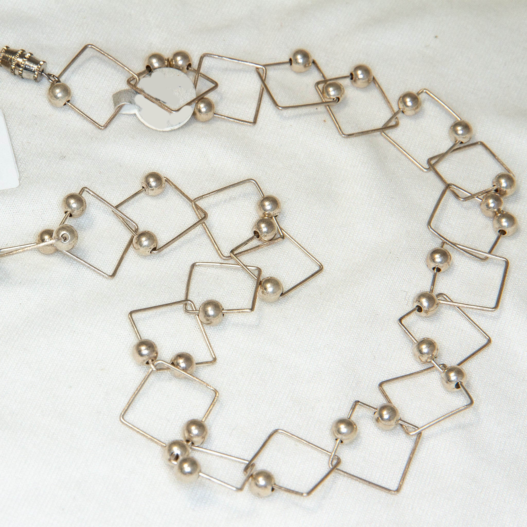 19" Artisan Wirework "Elizabethan Ruff" Geometric Necklace Secondary image