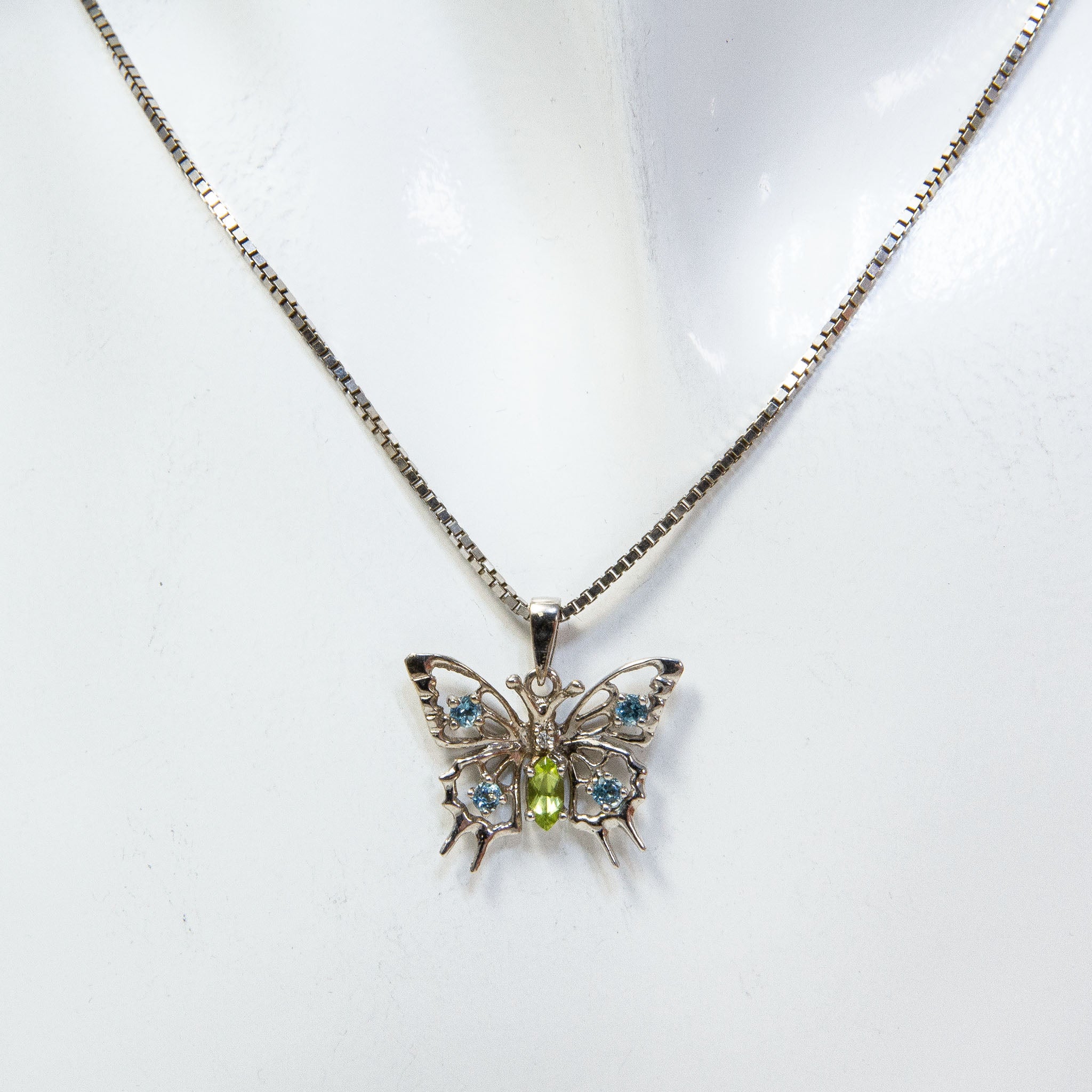 18" 10K White Gold Peridot & Aquamarine Butterfly Pendant Necklace Main image