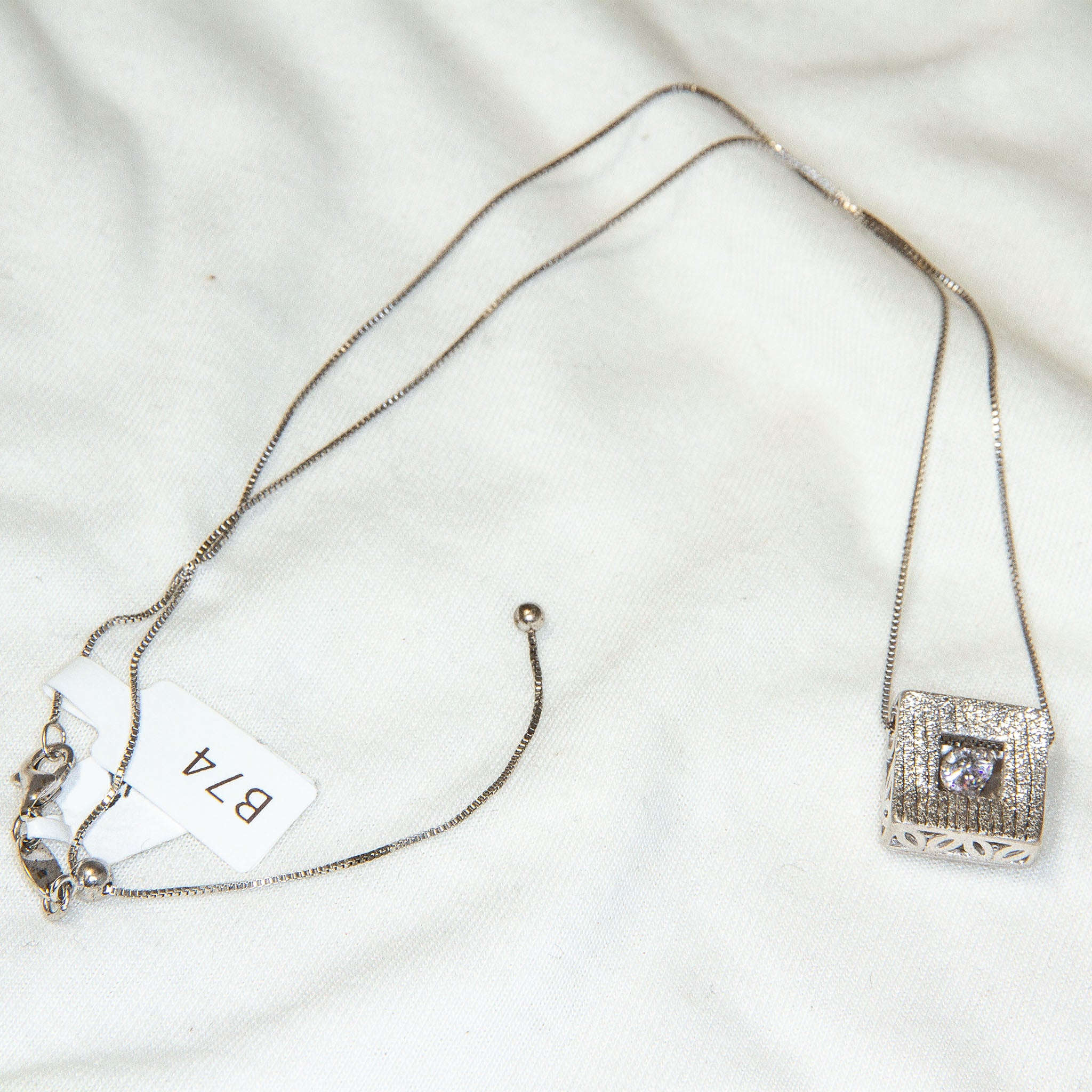 18" 925 Sterling Silver Textured Square Floating CZ Quiver Pendant Necklace