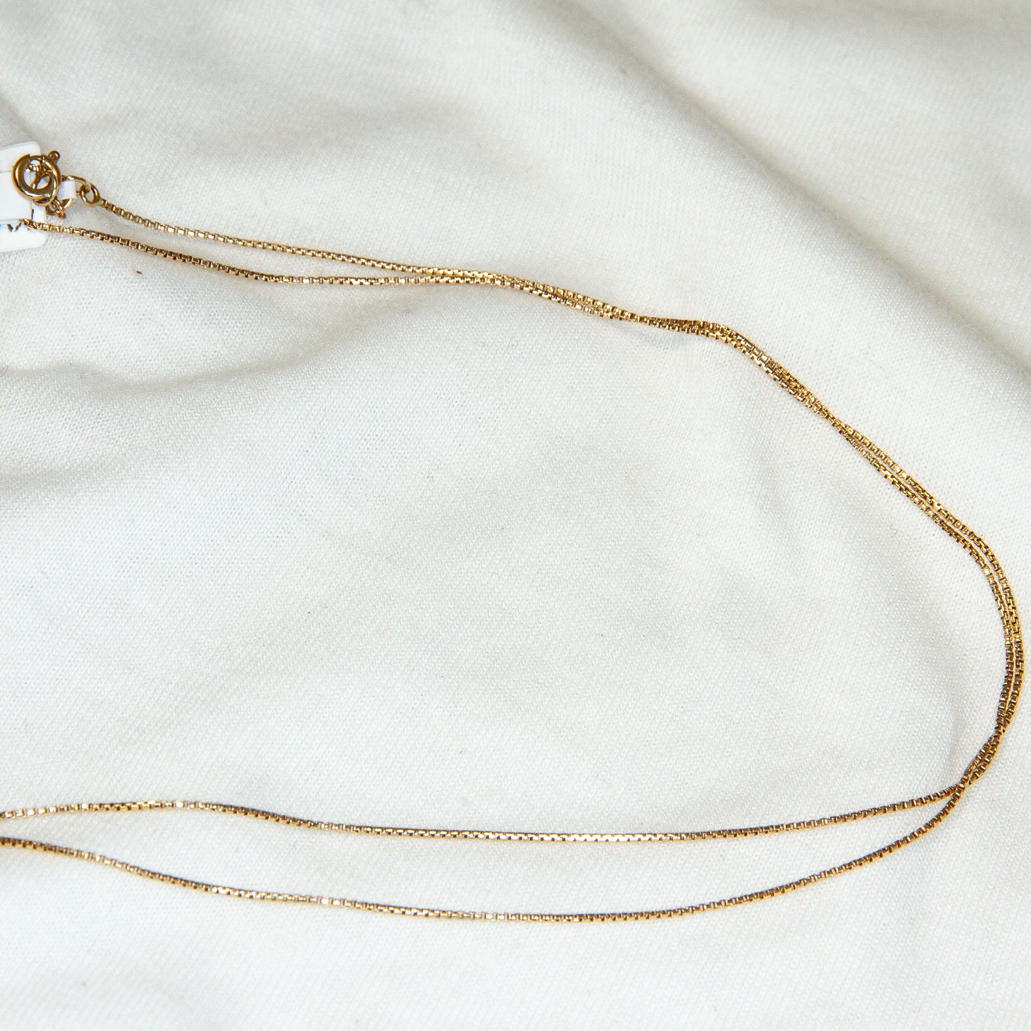 Classic 20" 10K Yellow Gold Box Chain Necklace - 2.02g