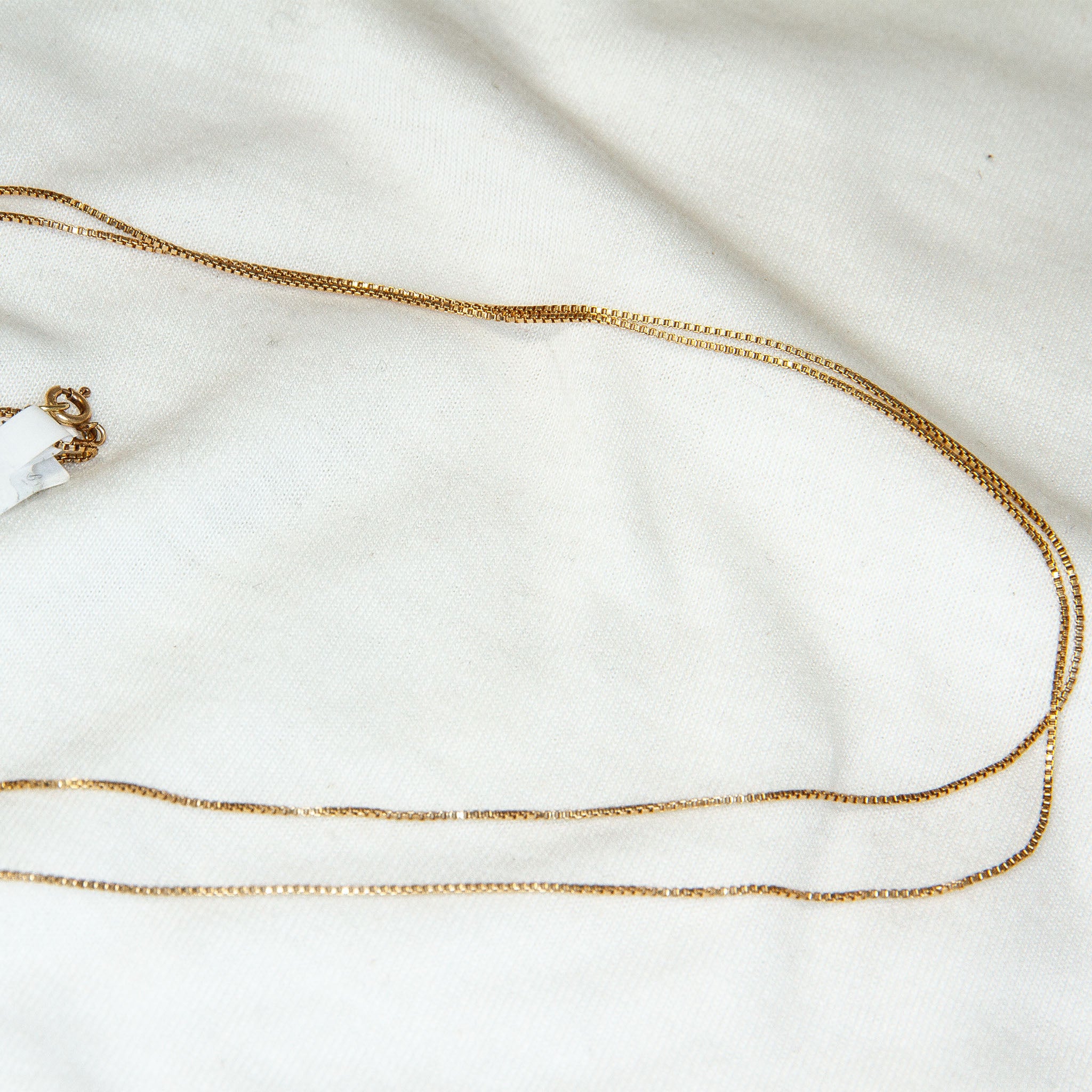 Classic 26" 10K Yellow Gold Box Chain Necklace - 3.02g Secondary image