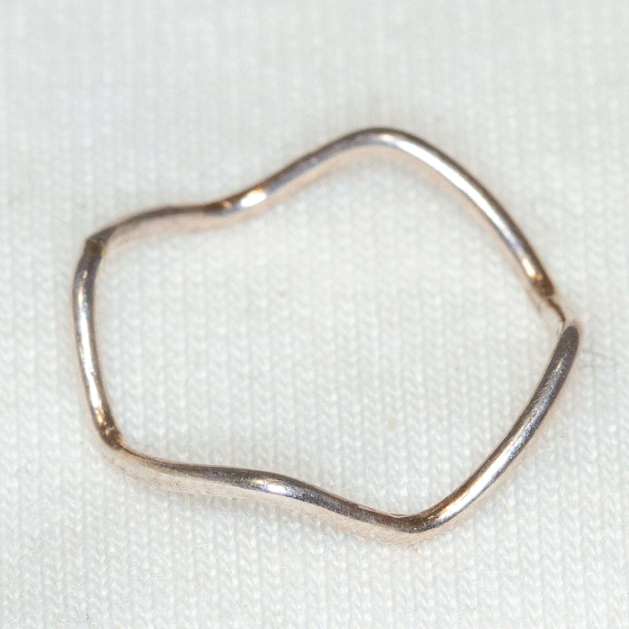 925 Sterling Silver Wavy Stacking Ring - Size 3.5 Main image