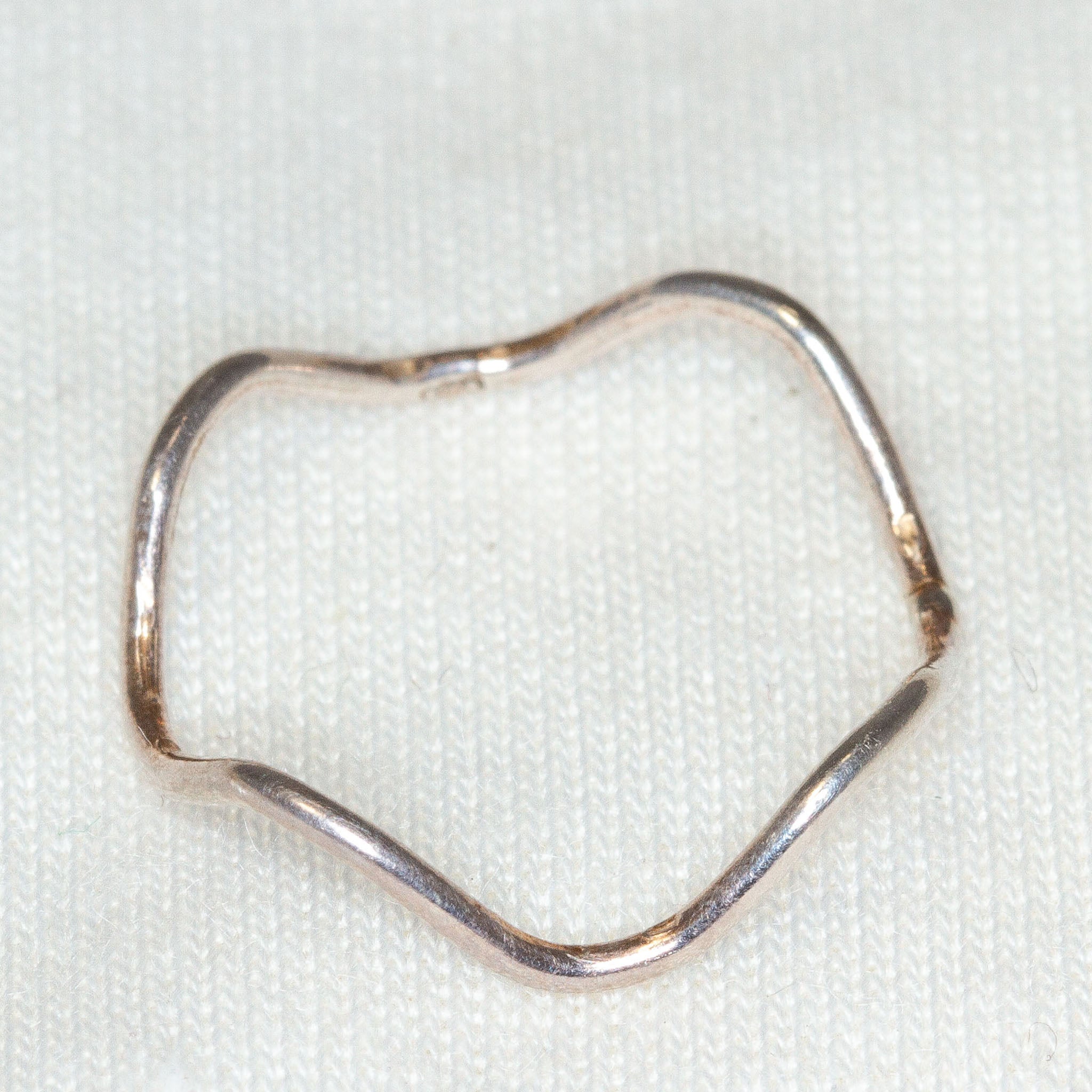 925 Sterling Silver Wavy Stacking Ring - Size 4.5