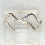 925 Sterling Silver Wavy Stacking Ring - Size 5.5
