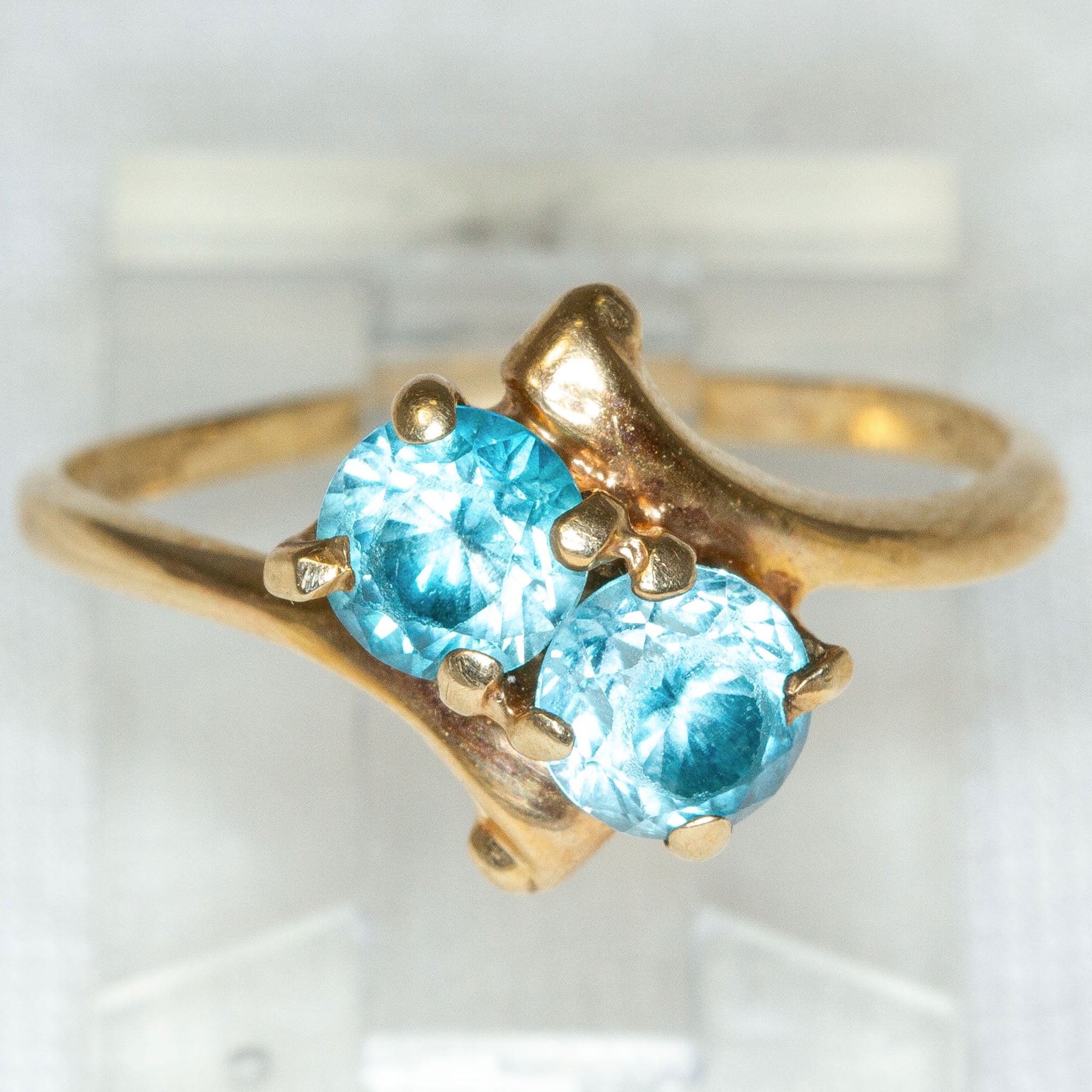 10K Yellow Gold Two-Stone Teal Blue CZ Bypass Ring - Size 6.5