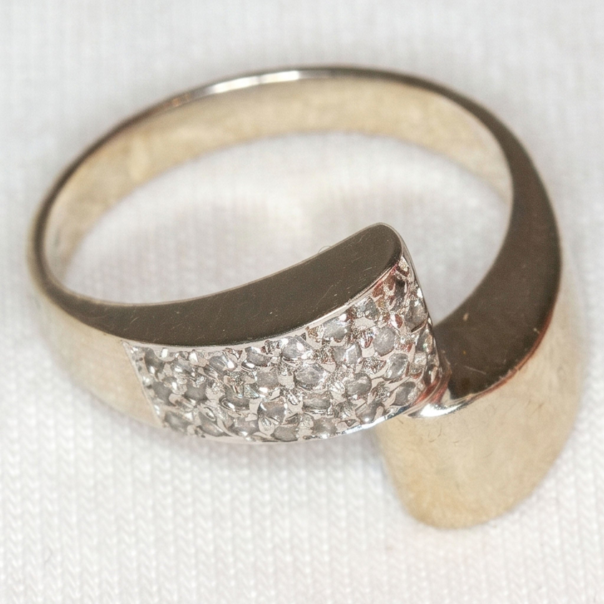 10K Yellow Gold Pave Diamond Asymmetrical Bypass Ring - Size 5.5