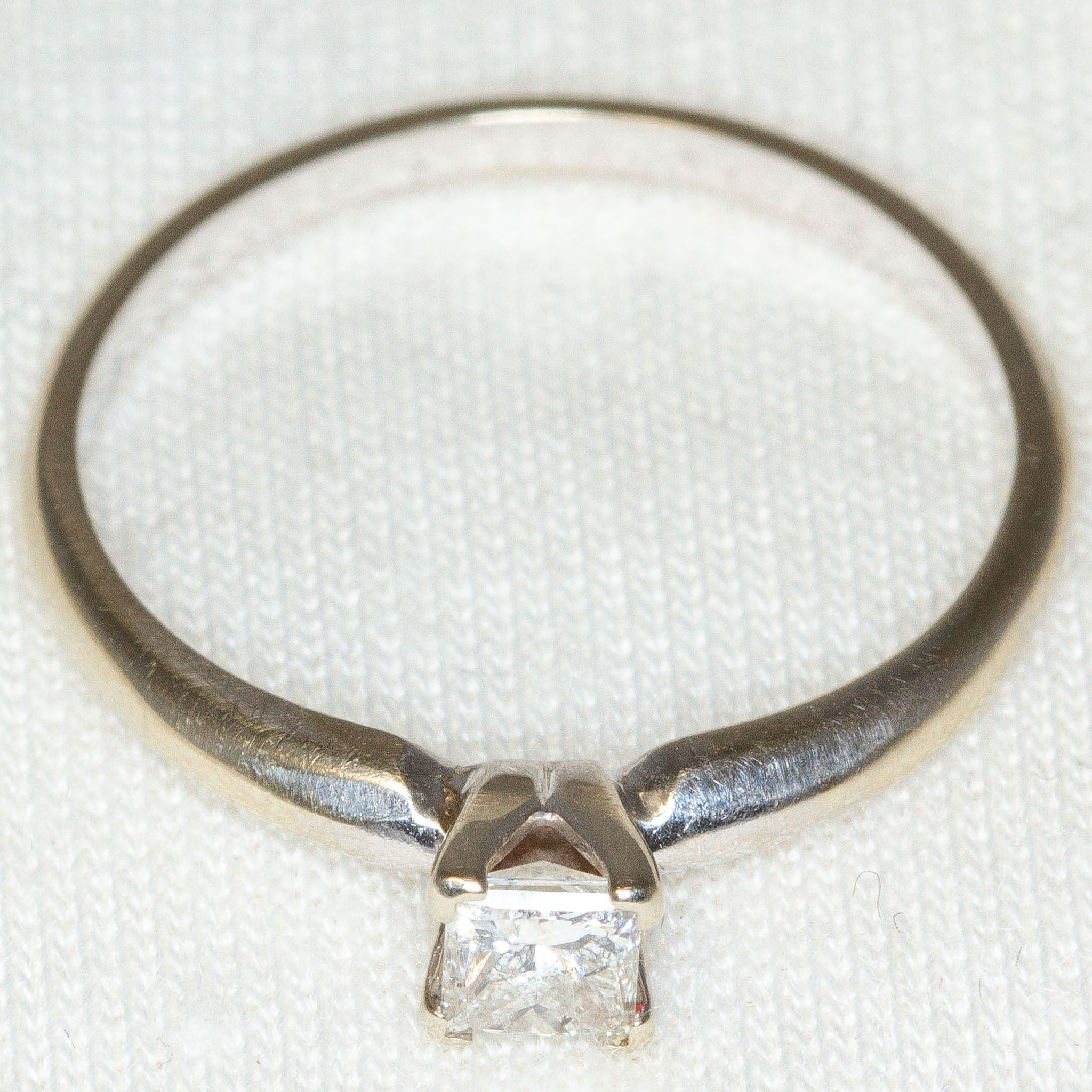 14K White Gold 0.30ct Princess Cut Diamond Solitaire Engagement Ring - Size 6