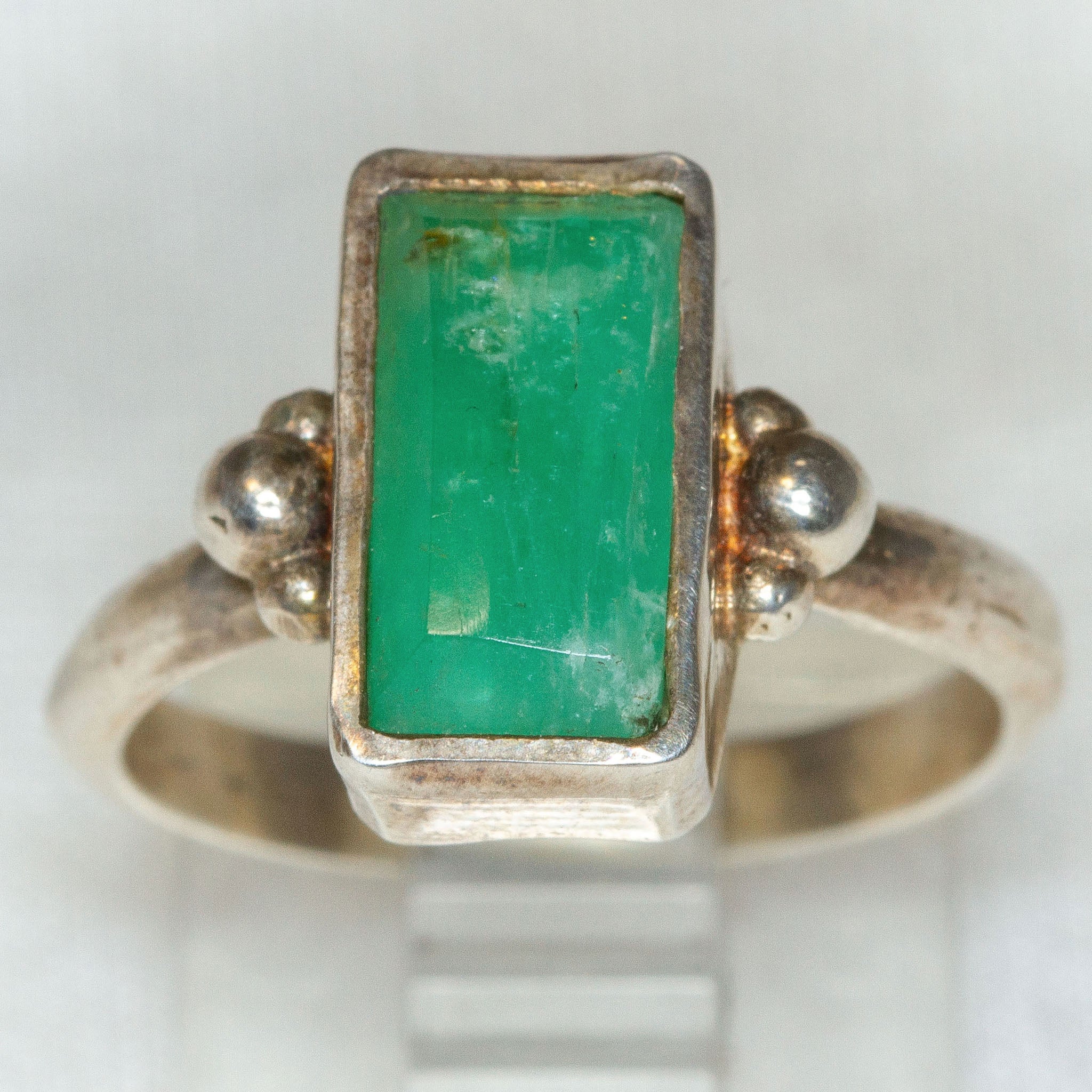Artisan 925 Silver Rectangular Emerald Ring - Size 6.75