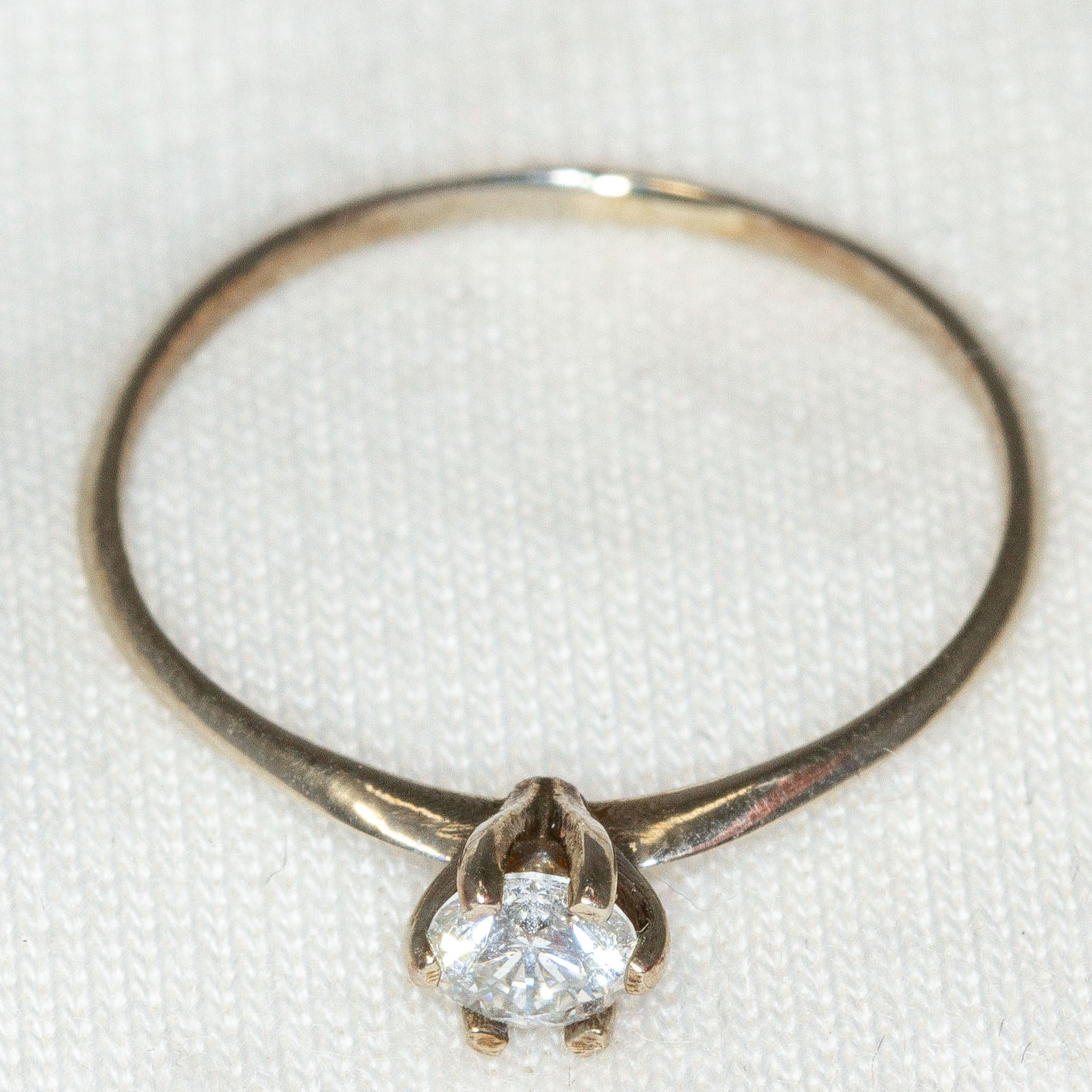 14k White Gold Solitaire Diamond Ring, 0.25ct - Size 5.5