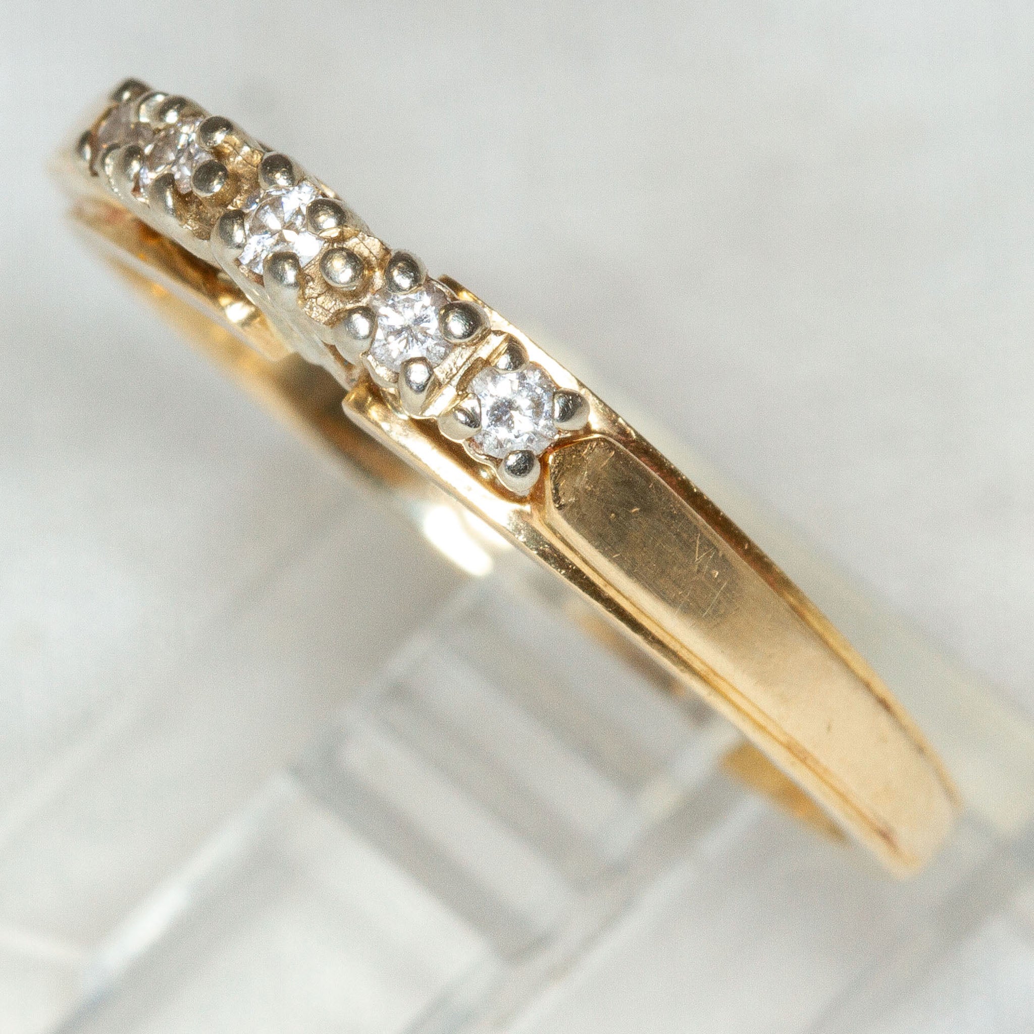 Elegant 14k Yellow Gold Diamond Anniversary Band - .15ctw, Size 7 3/4