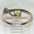 925 Sterling Silver Bezel-Set Peridot Ring - Size 7