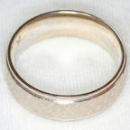 10k White Gold Textured Band