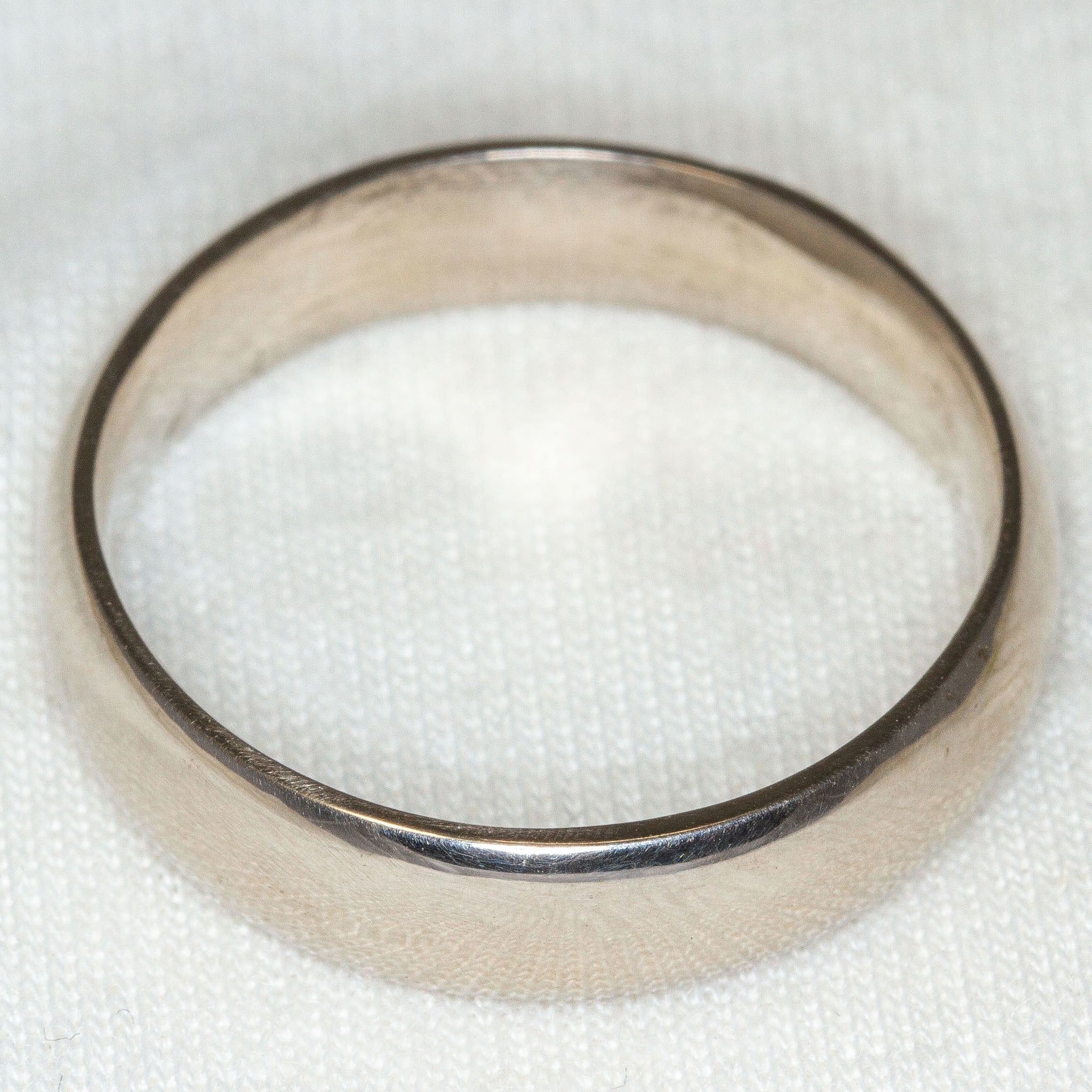 Classic 14k Palladium White Gold Comfort-Fit Band - Size 10 1/4 Main image