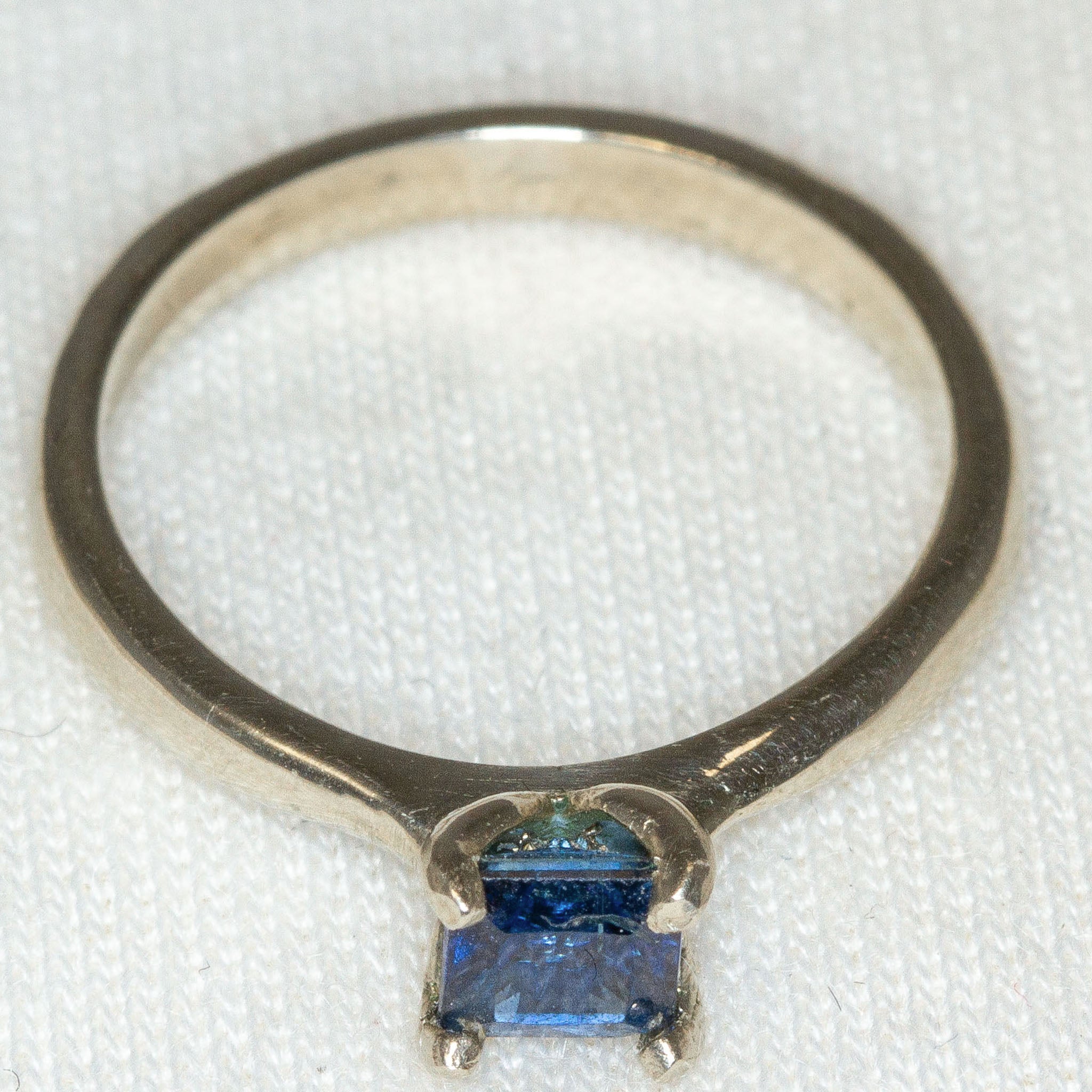 Princess Cut Blue Sapphire Solitaire Ring in 10k Gold Main image