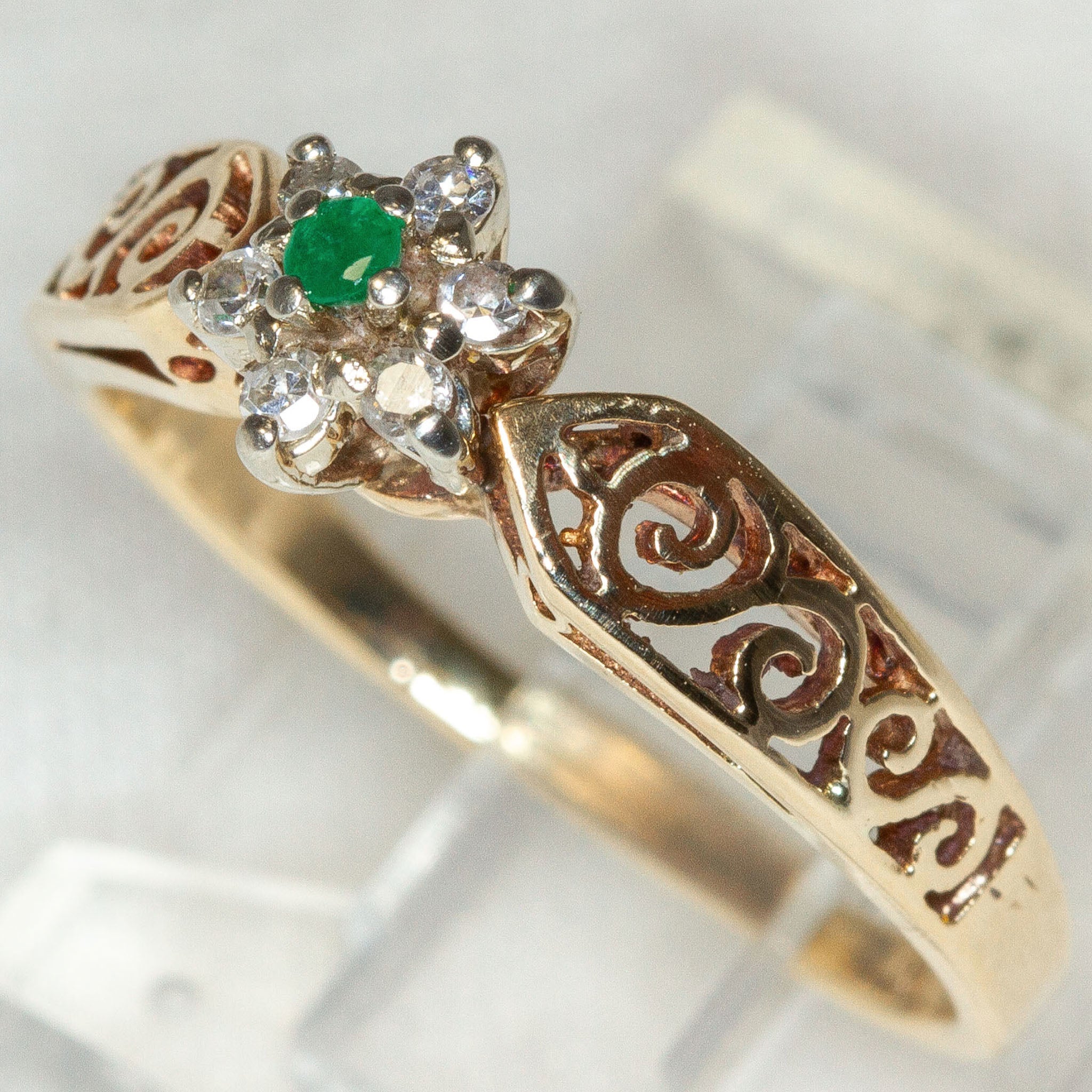 Vintage 10k Gold Floral Cluster Ring with Emerald and Diamonds