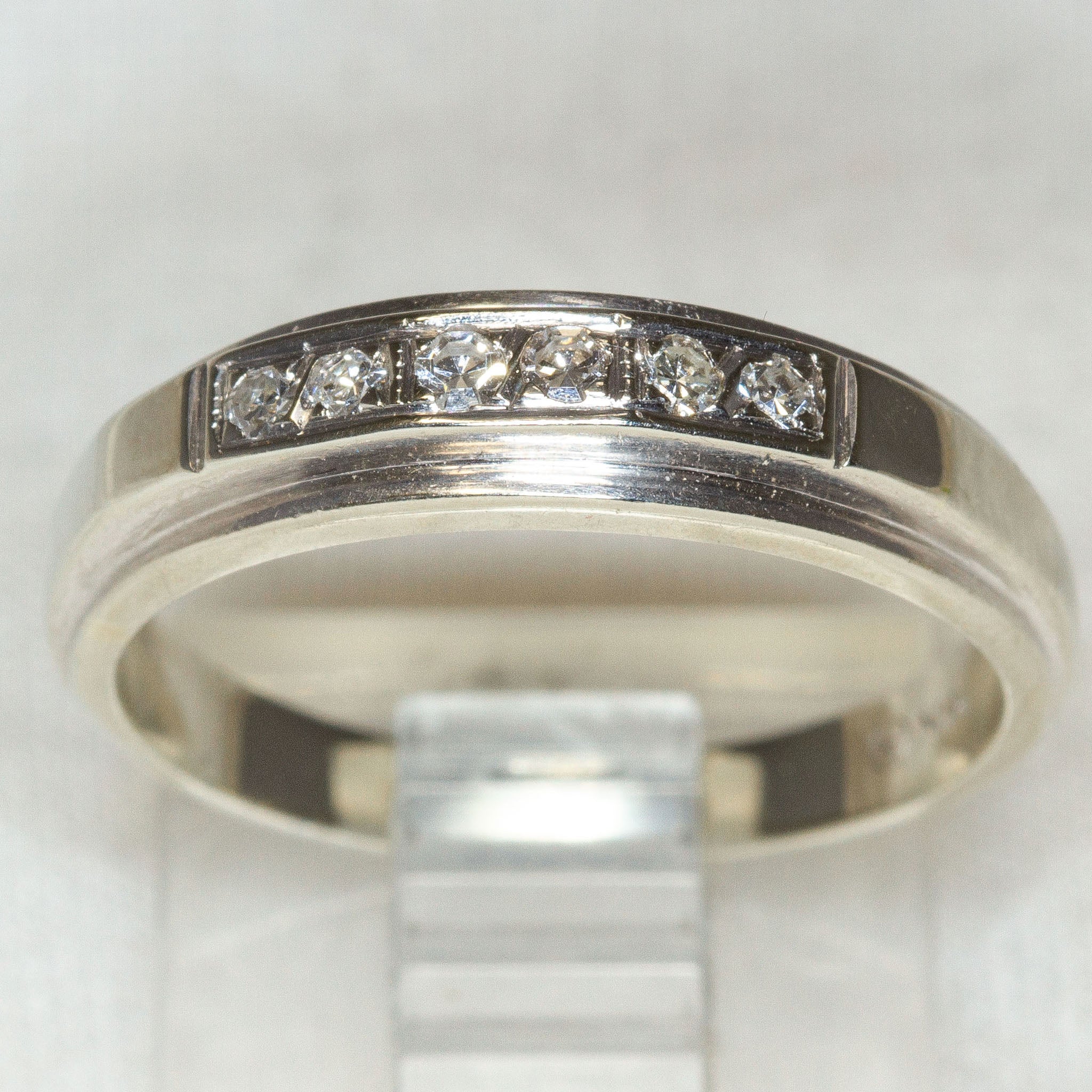 14k White Gold Diamond Channel-Set Band - Size 7
