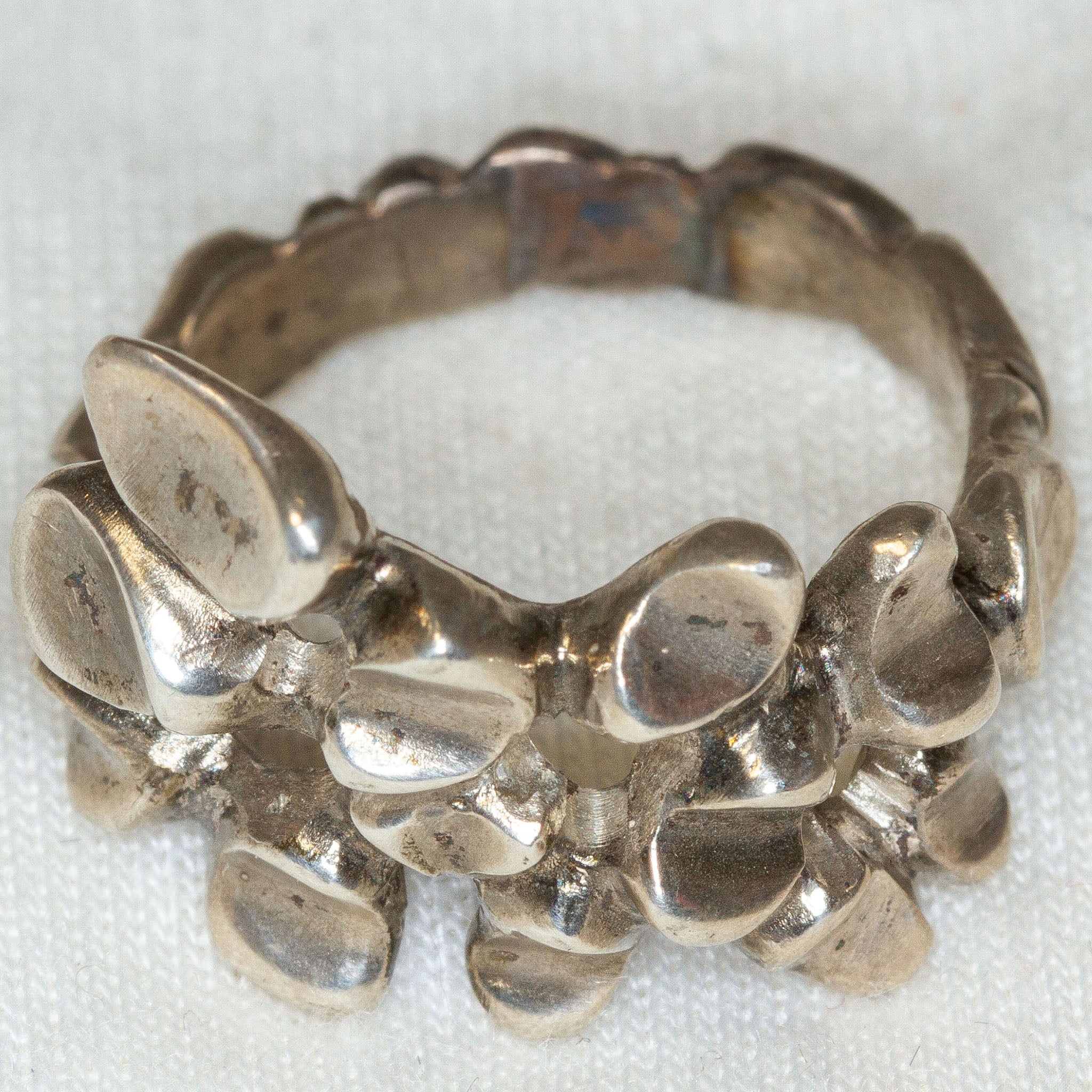 Artisan Sculptural Sterling Silver "Duckweed" Ring - Size 7