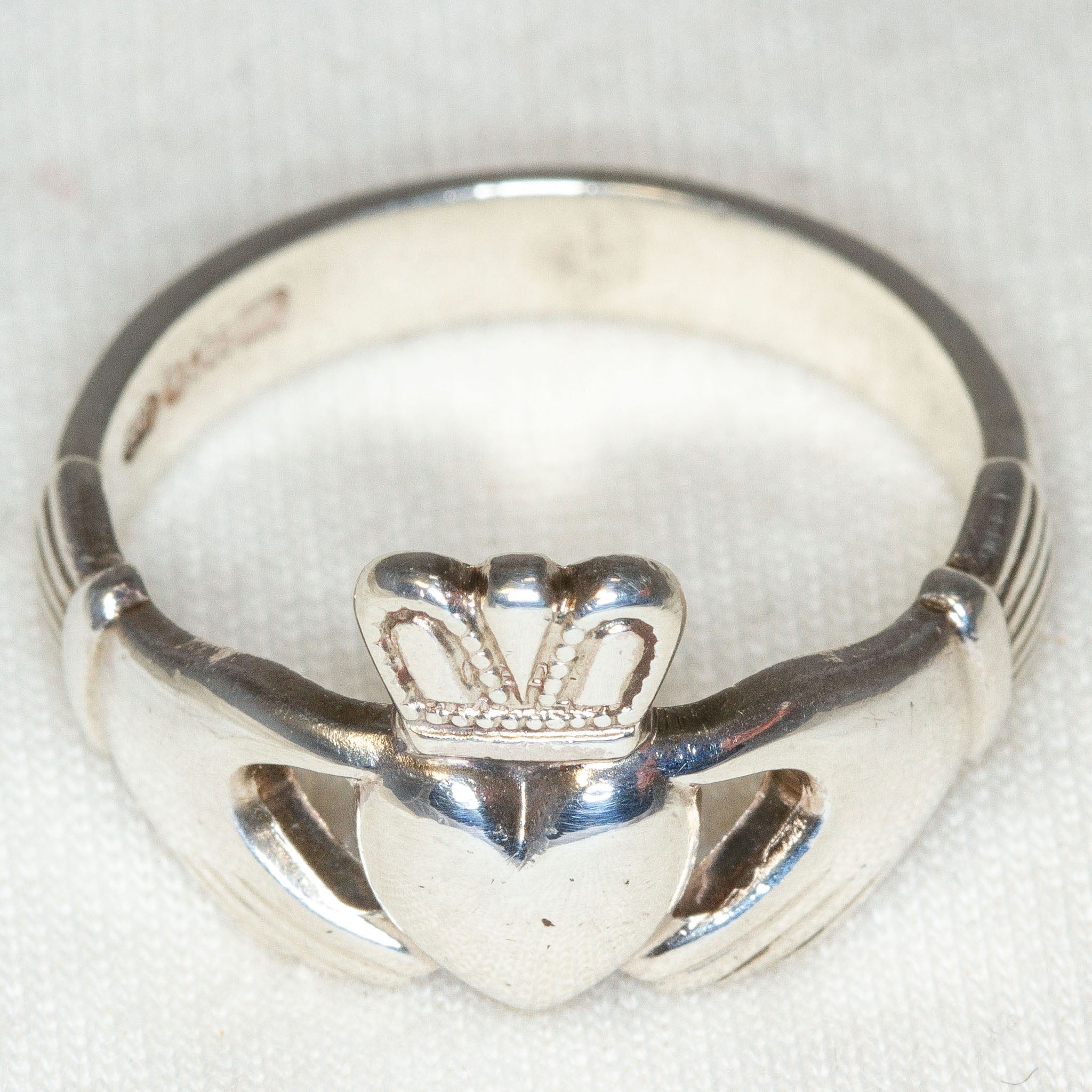 Classic 925 Sterling Silver Claddagh Ring - Size 10 1/2
