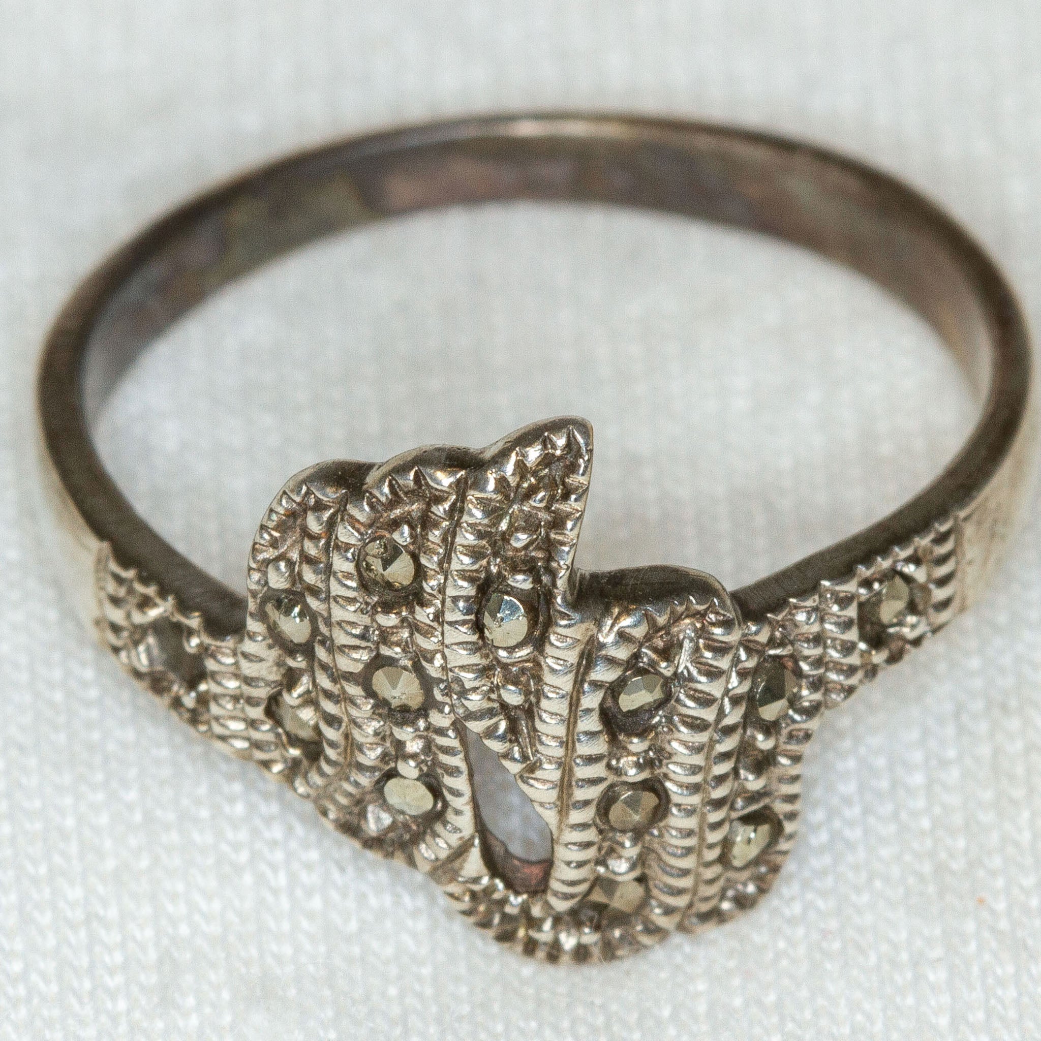 Artisan 925 Silver Marcasite Swirl Ring - Size 8