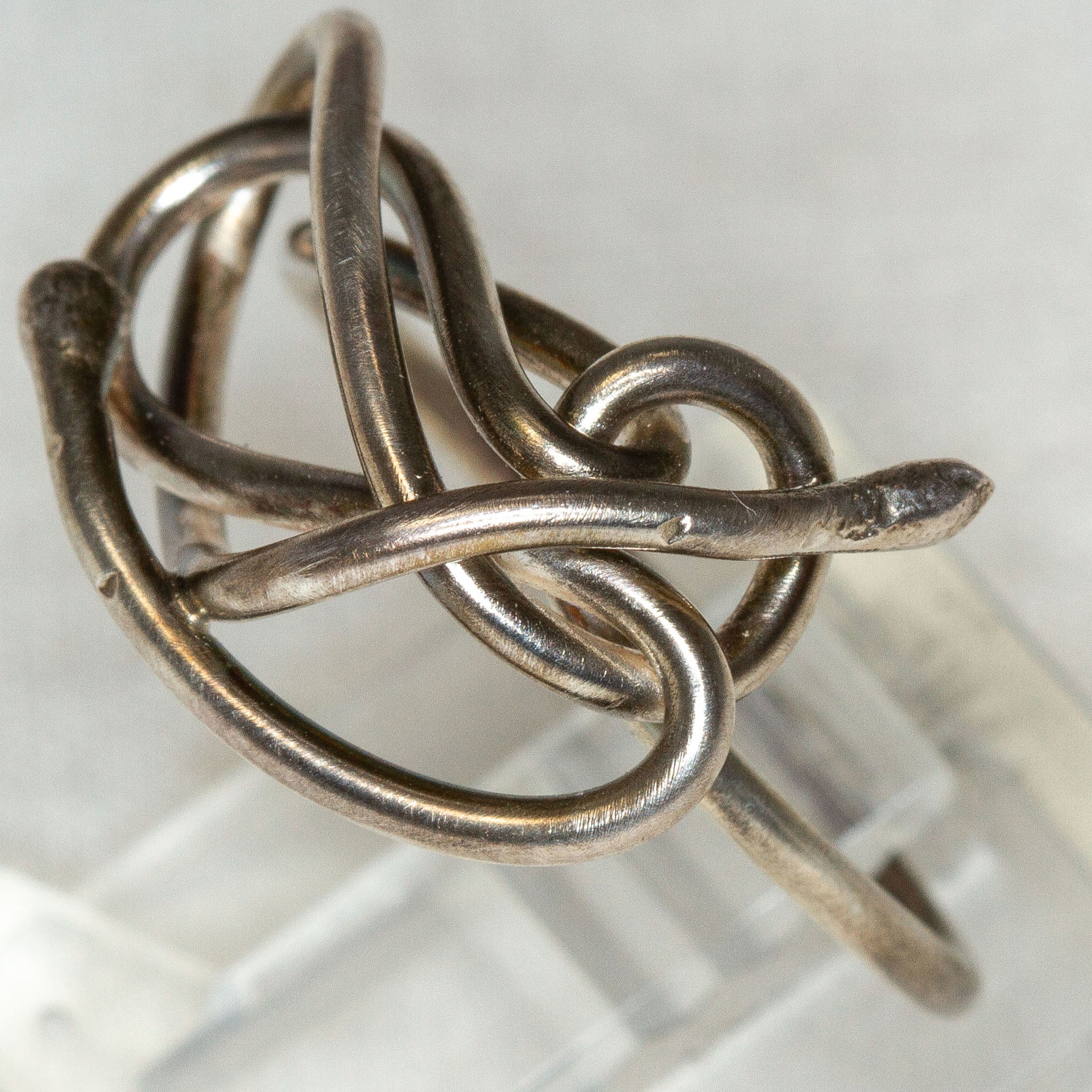 Artisan 925 Sterling Silver Wire-Wrapped Knot Ring - Size 6
