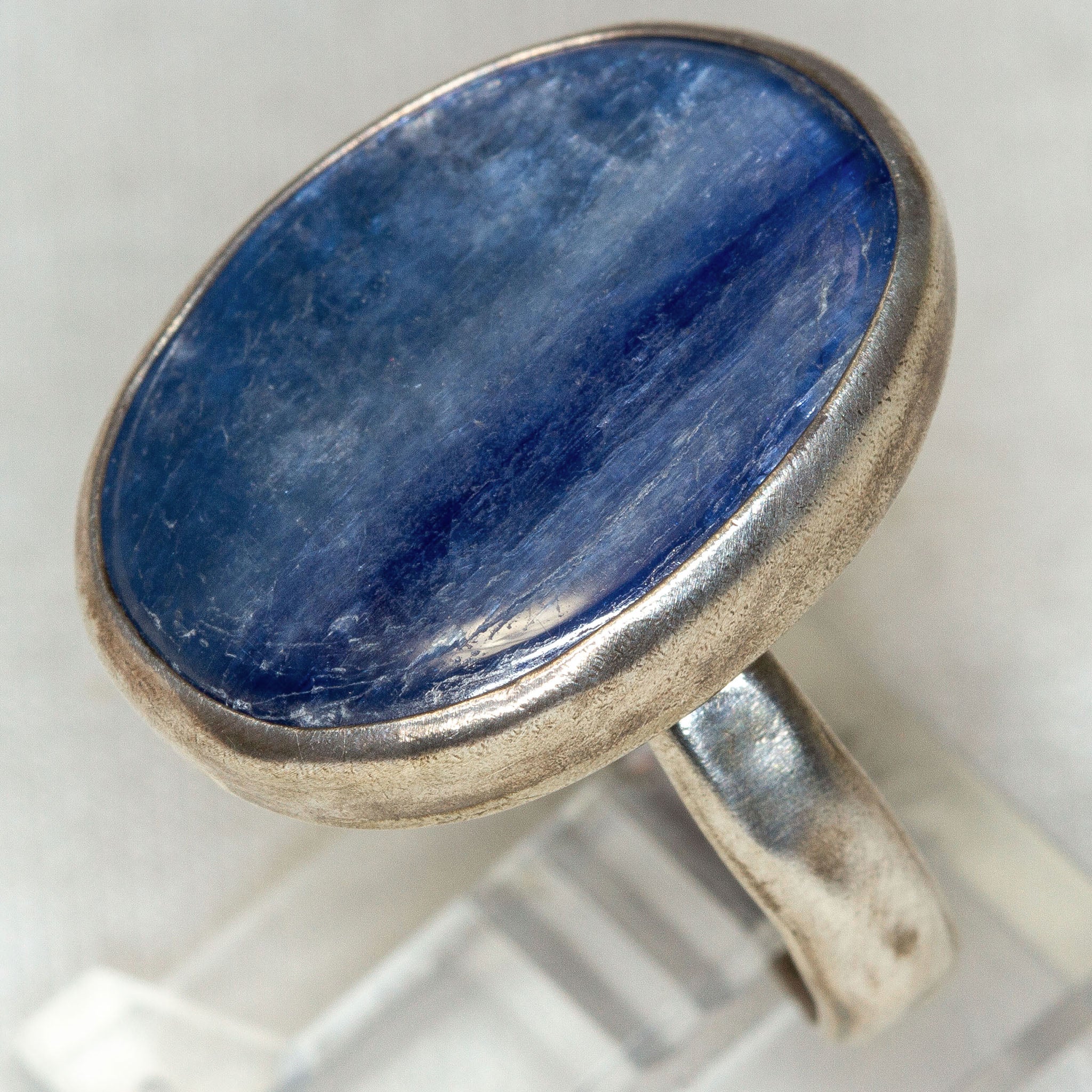 925 Silver Kyanite Bezel Ring - Size 6.5
