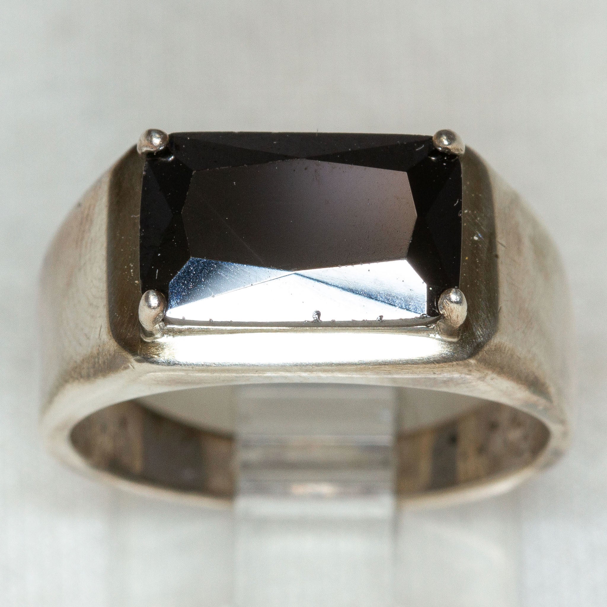 Bold 925 Sterling Silver Rectangular Obsidian Statement Ring - Size 8