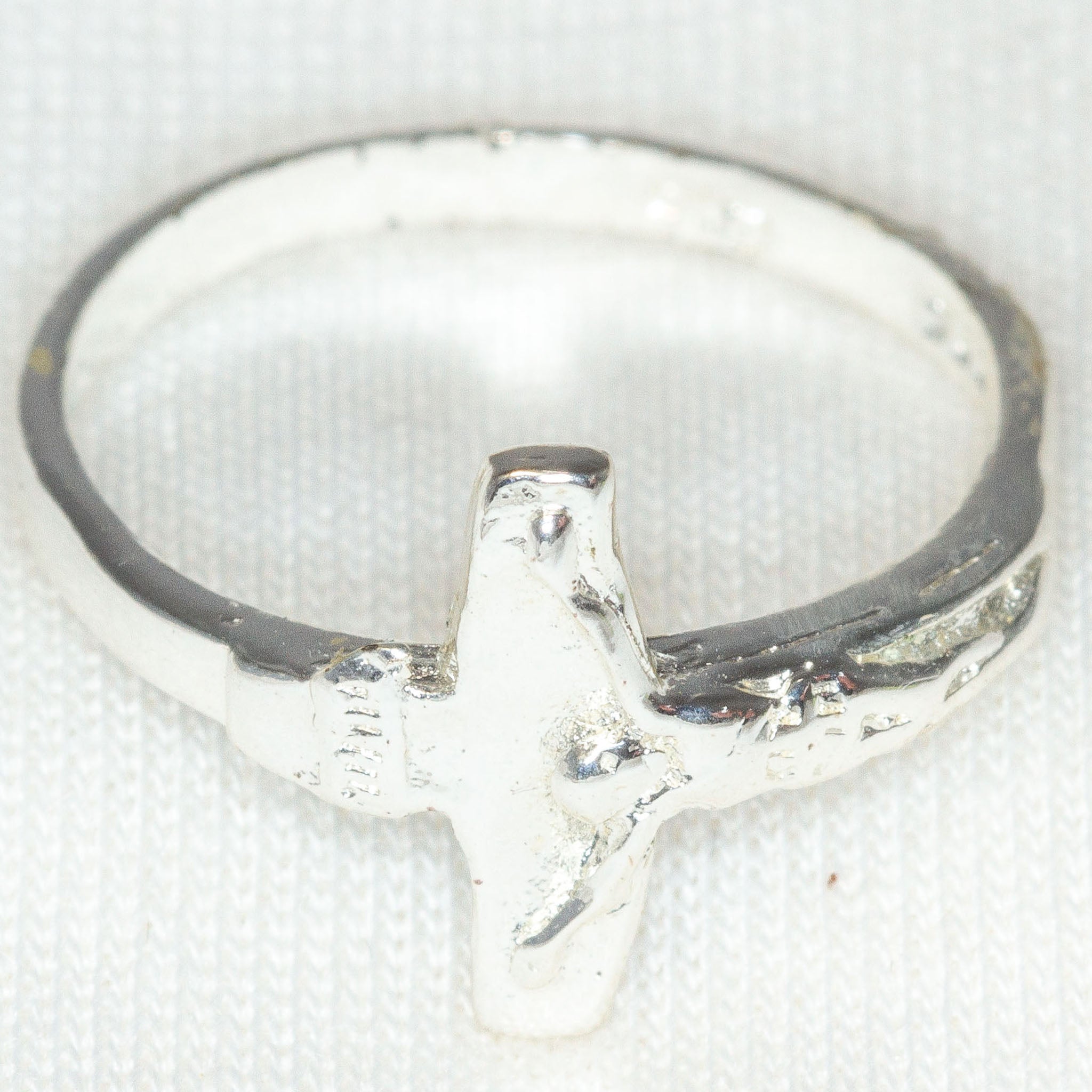 925 Sterling Silver Crucifix Ring - Rhodium Plated Main image
