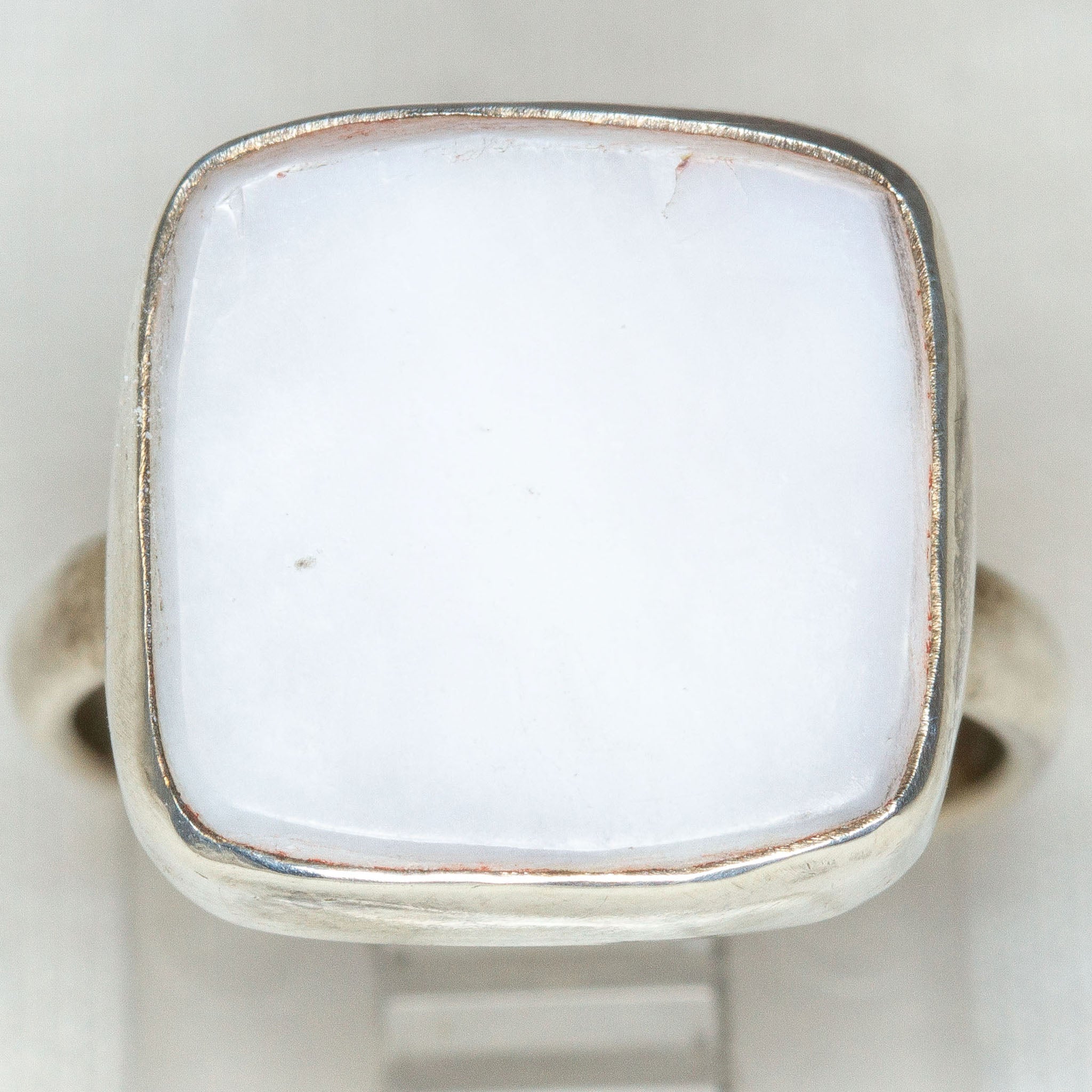 925 Silver Mother of Pearl Statement Ring - Size 6 Secondary image
