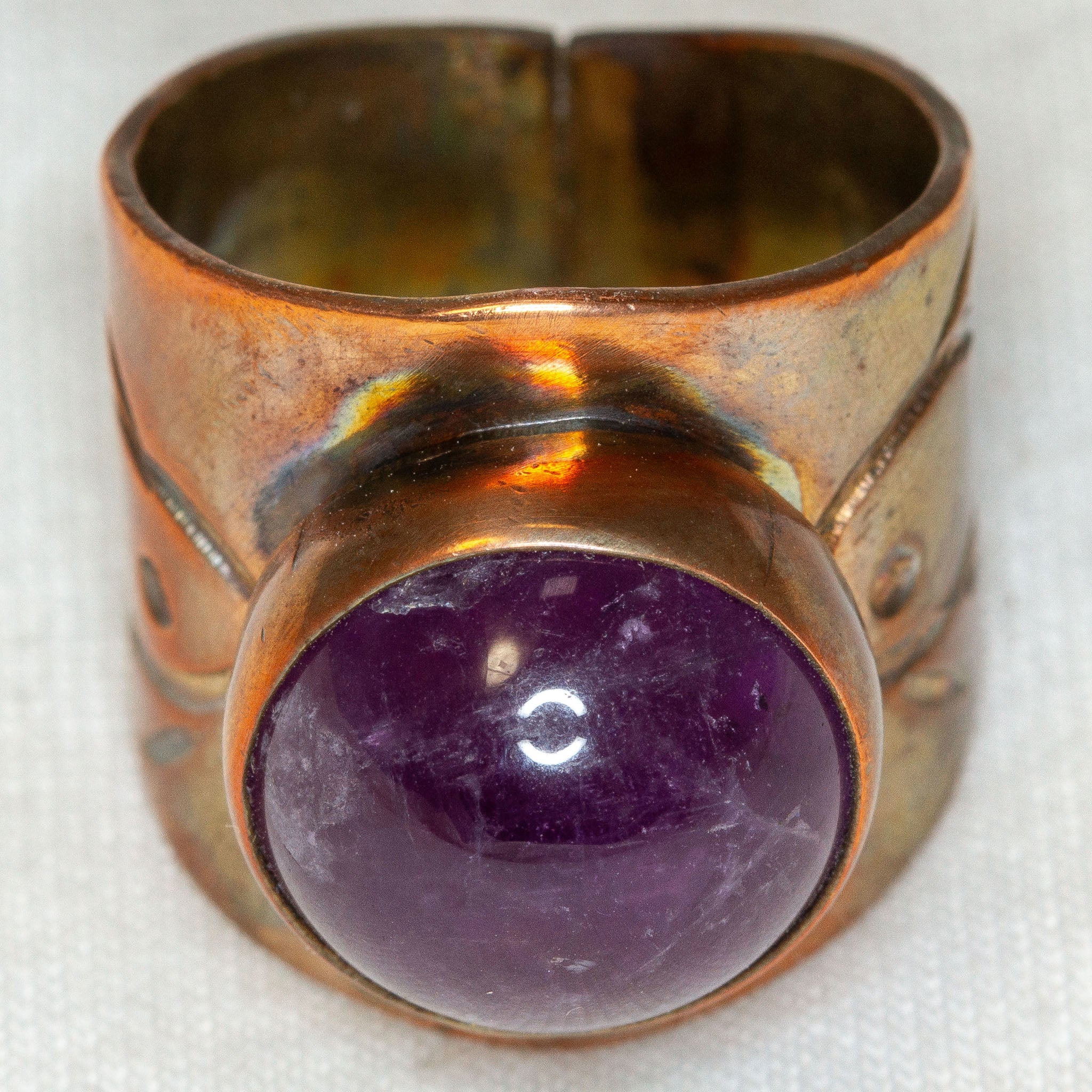 Copper Ring with 14mm Amethyst Cabochon - Size 7 Main image