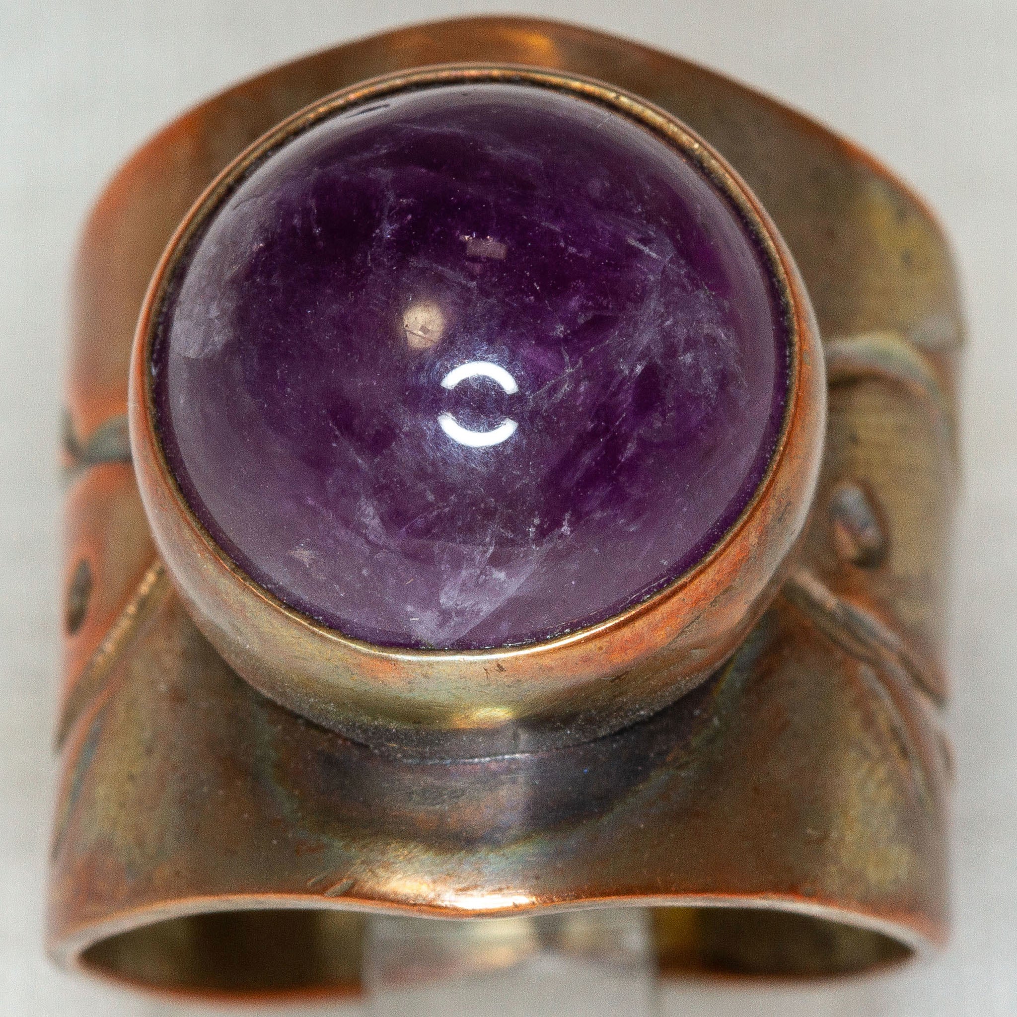 Copper Ring with 14mm Amethyst Cabochon - Size 7 Secondary image